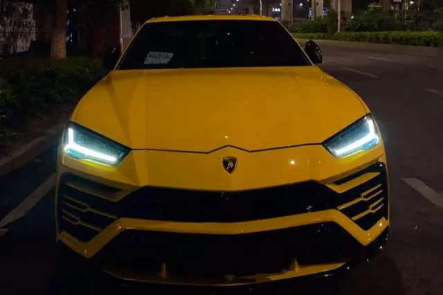 Lamborghini Urus  из Китая