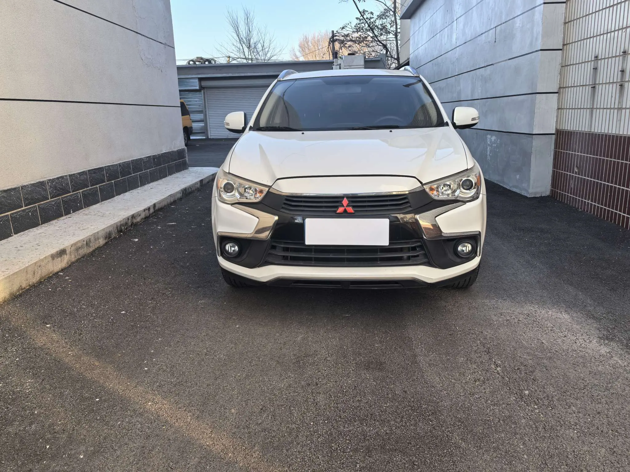 Mitsubishi Jinxuan ASX  из Китая