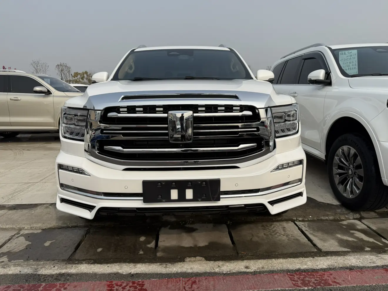 Tank 500 Hi4-T  из Китая