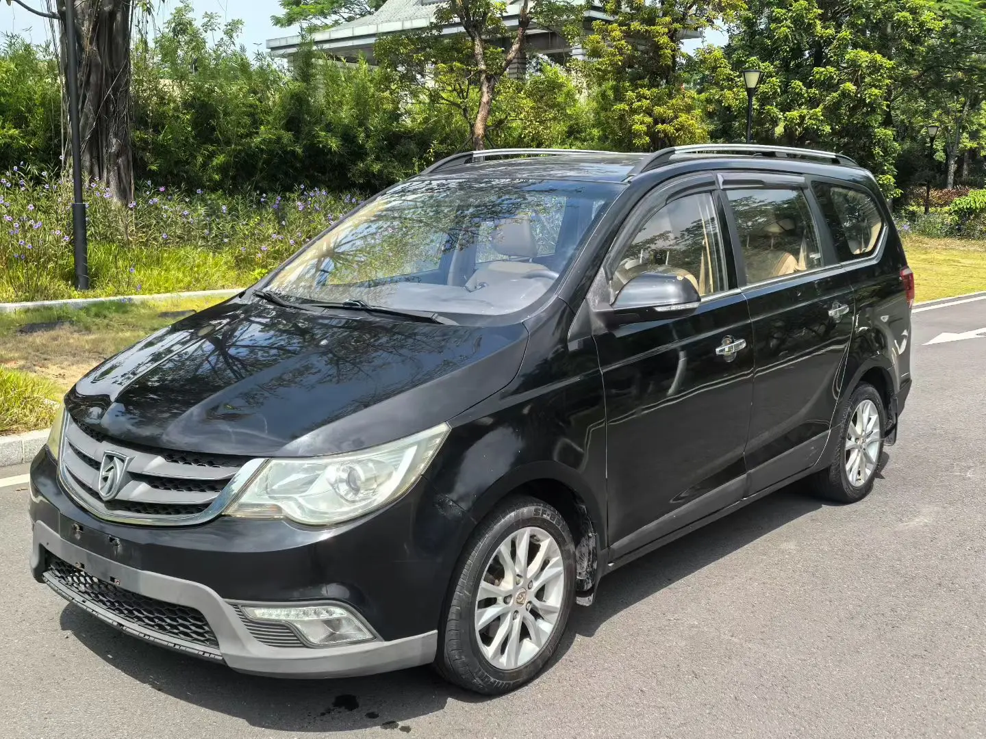 Baojun 730  из Китая