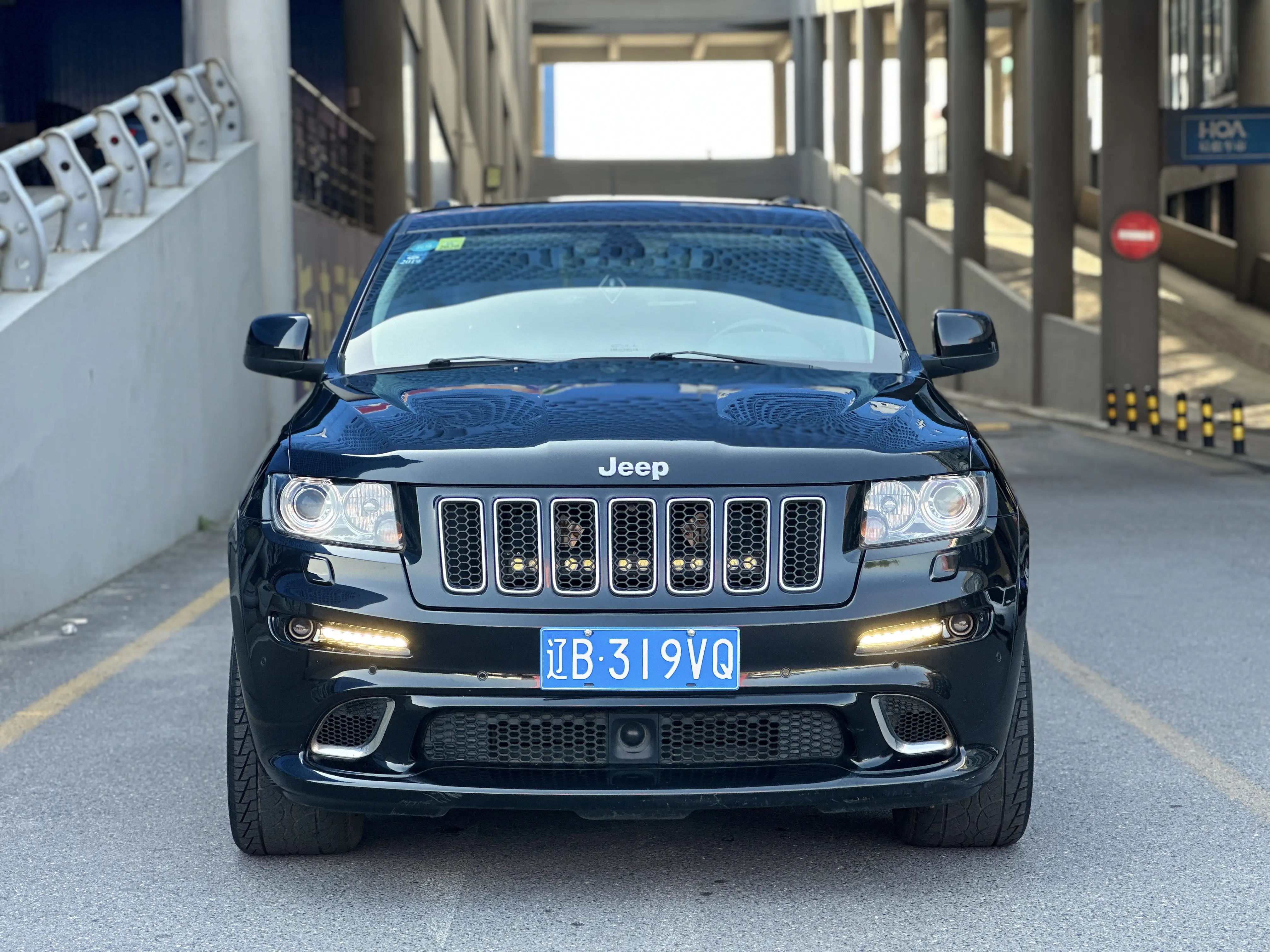 Jeep Grand Cherokee SRT  из Китая