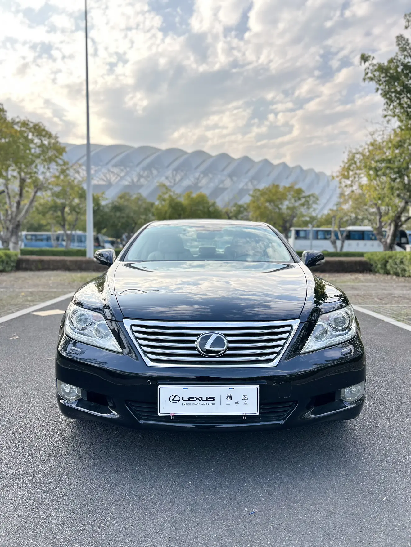Lexus LS  из Китая