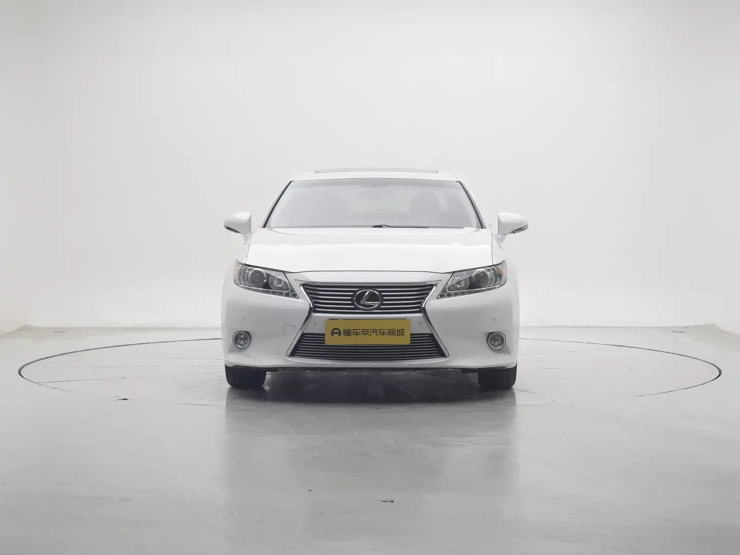 Lexus ES  из Китая