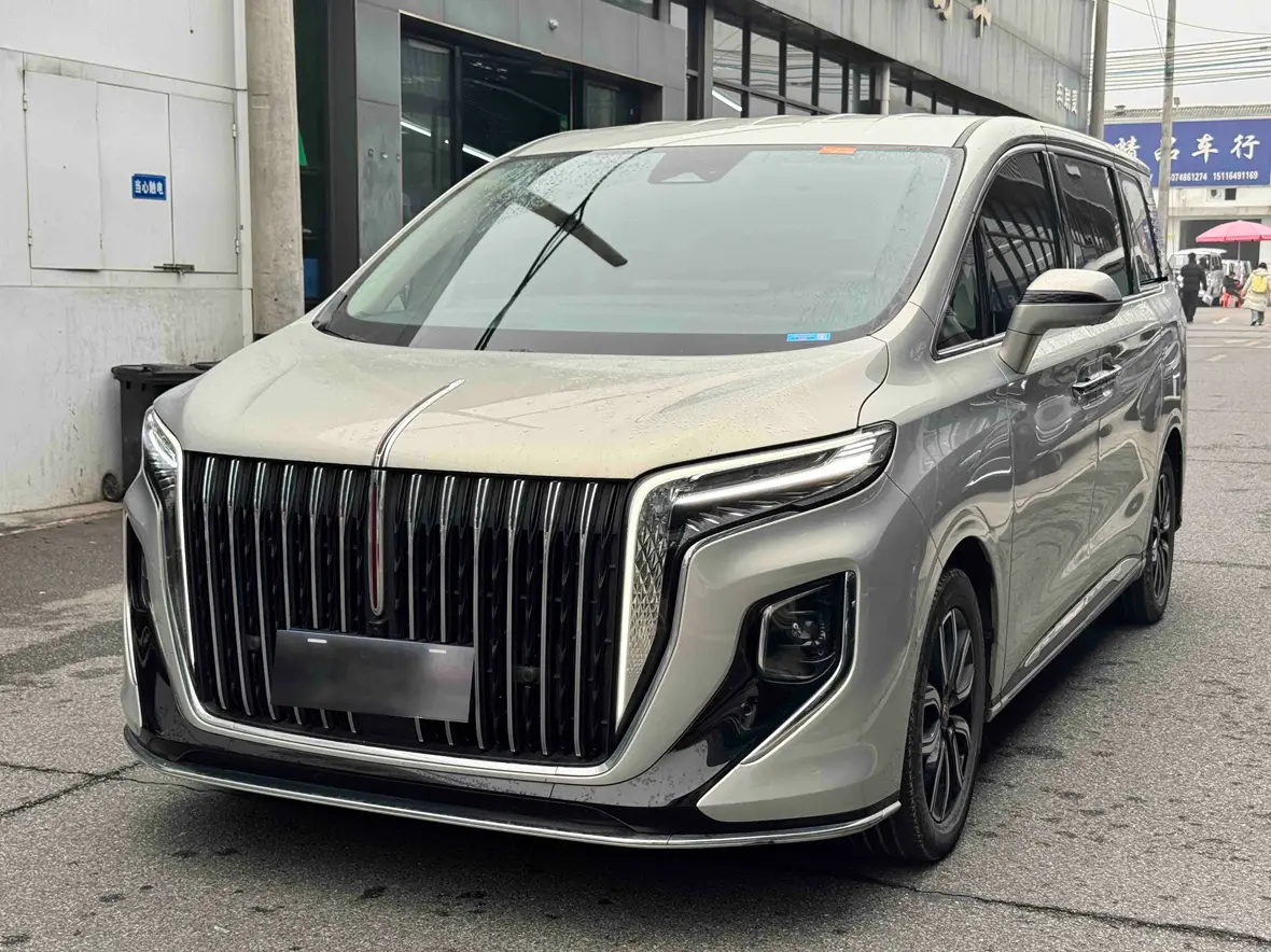 Hongqi HQ9  из Китая