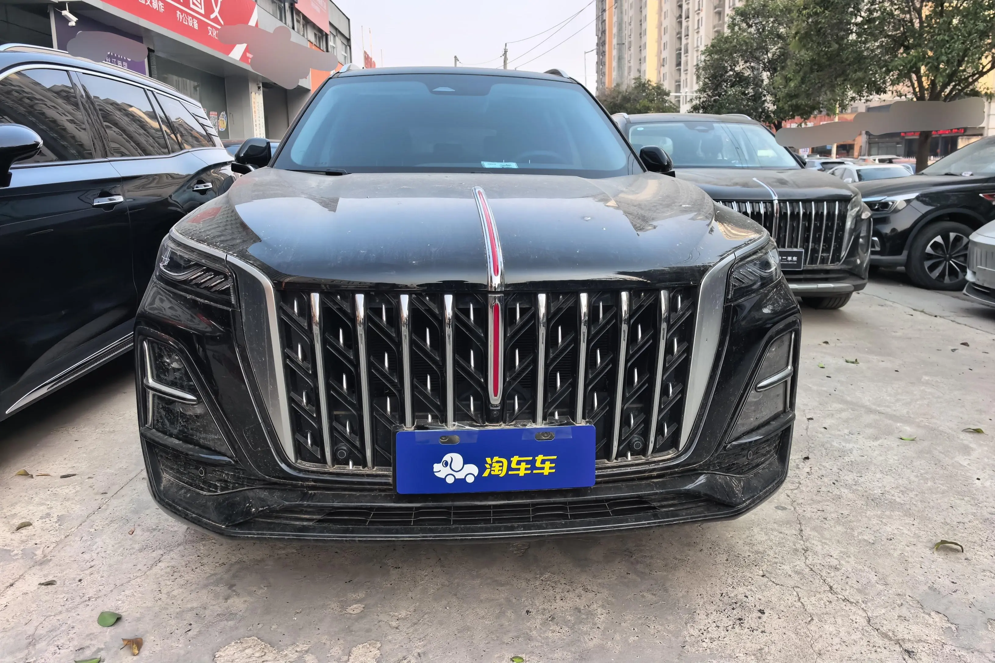 Hongqi HS5  из Китая