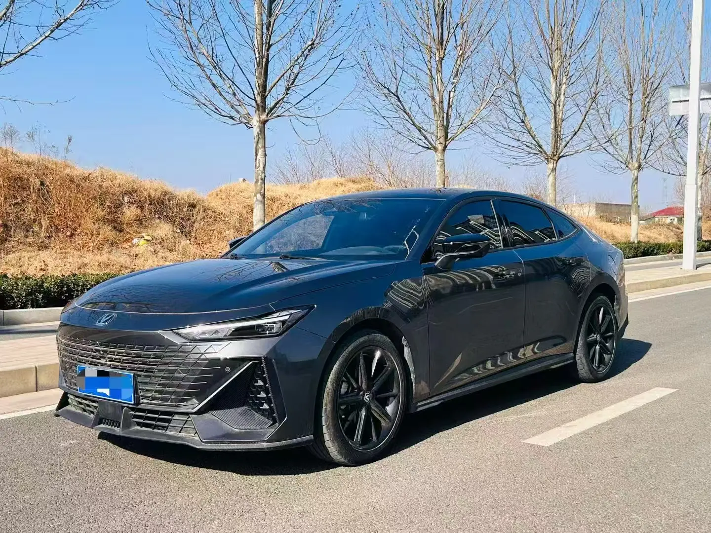 Changan UNI-V  из Китая