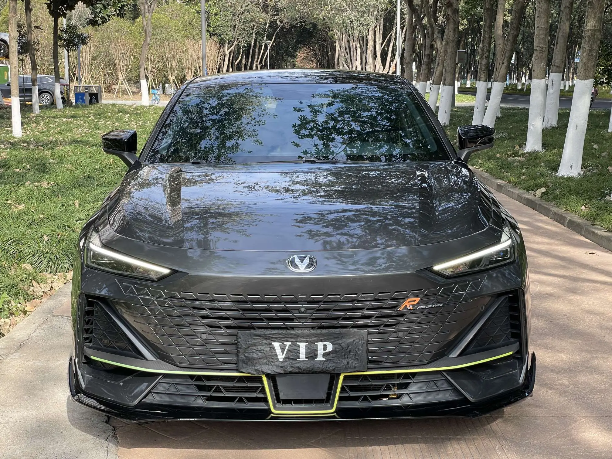 Changan UNI-V  из Китая