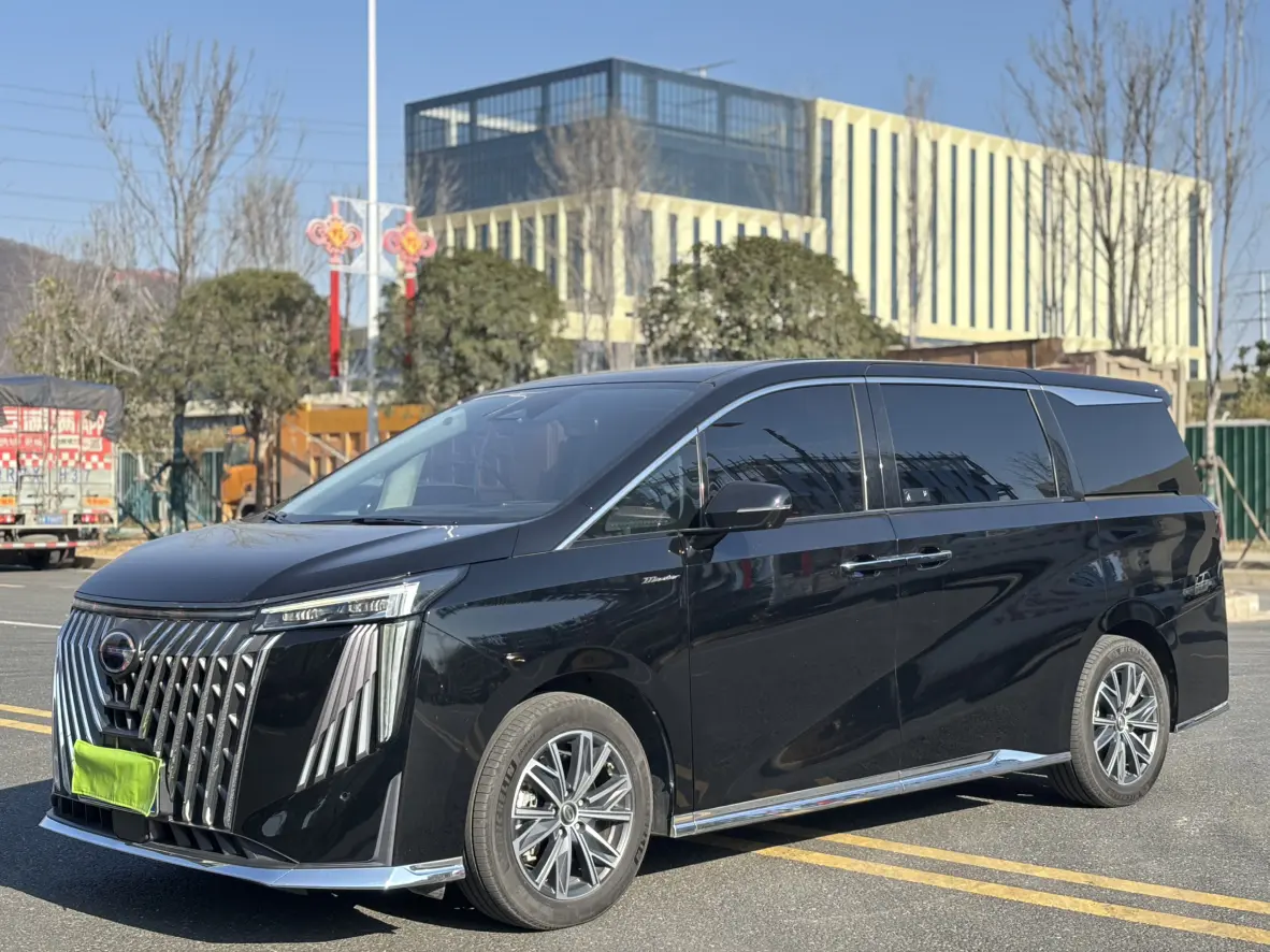 GAC Trumpchi M8  из Китая