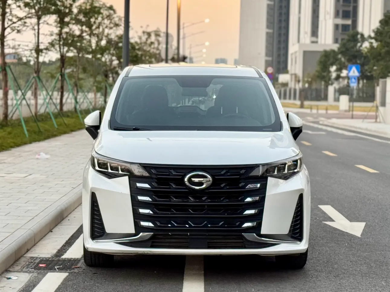 GAC Trumpchi M6  из Китая