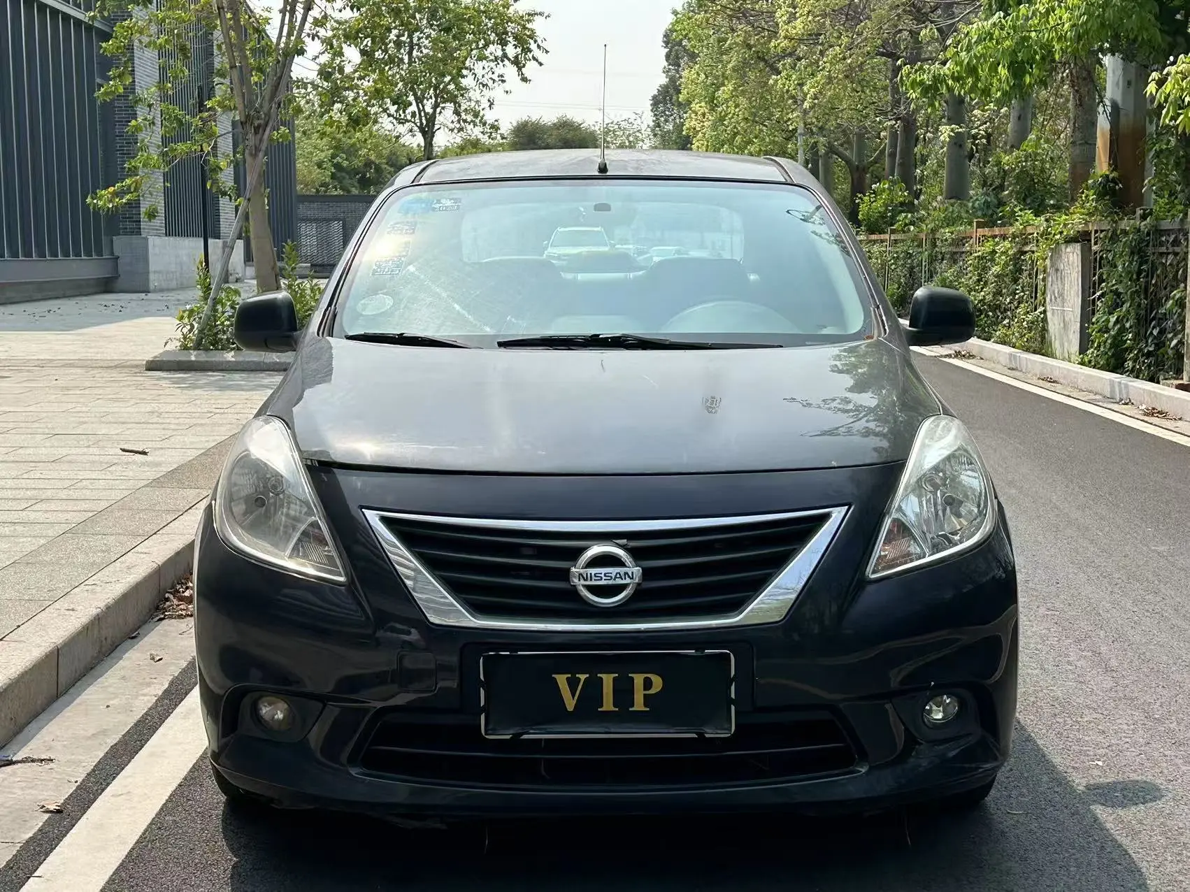 Nissan Sunlight  из Китая