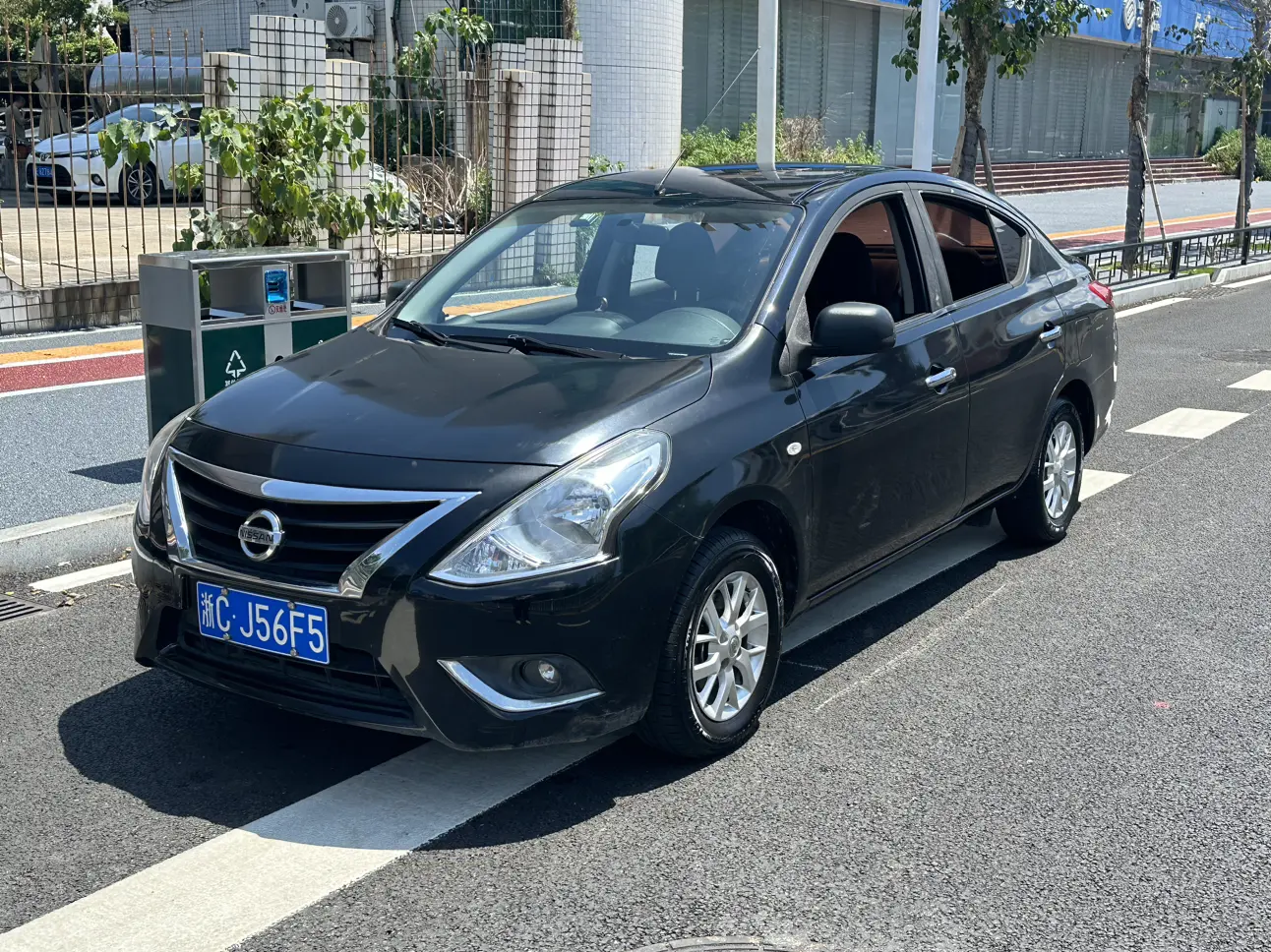 Nissan Sunlight  из Китая