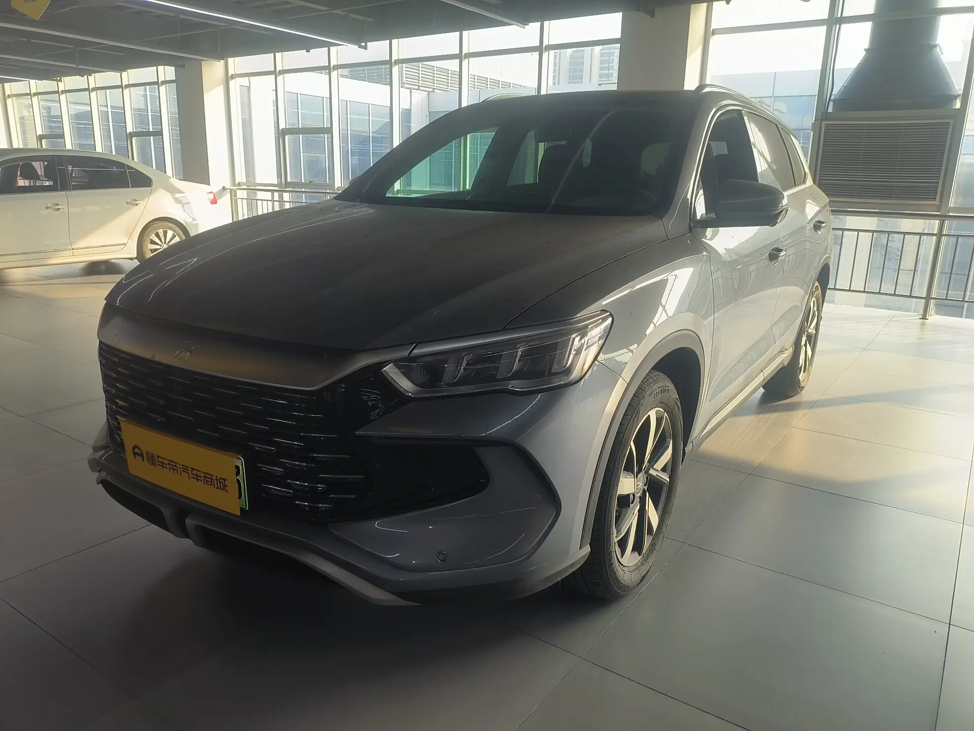 BYD Song Pro DM  из Китая