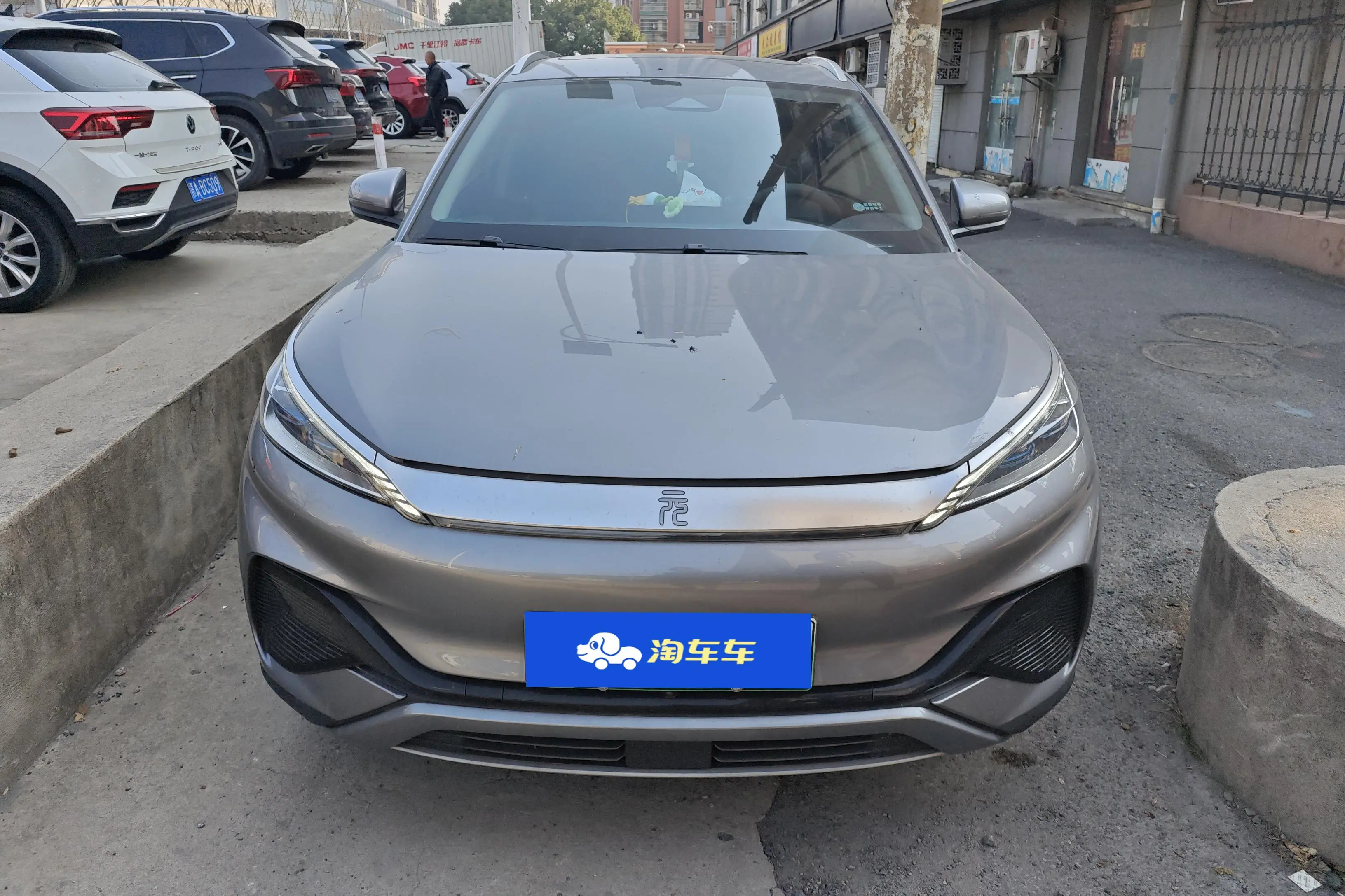 BYD Yuan PLUS  из Китая