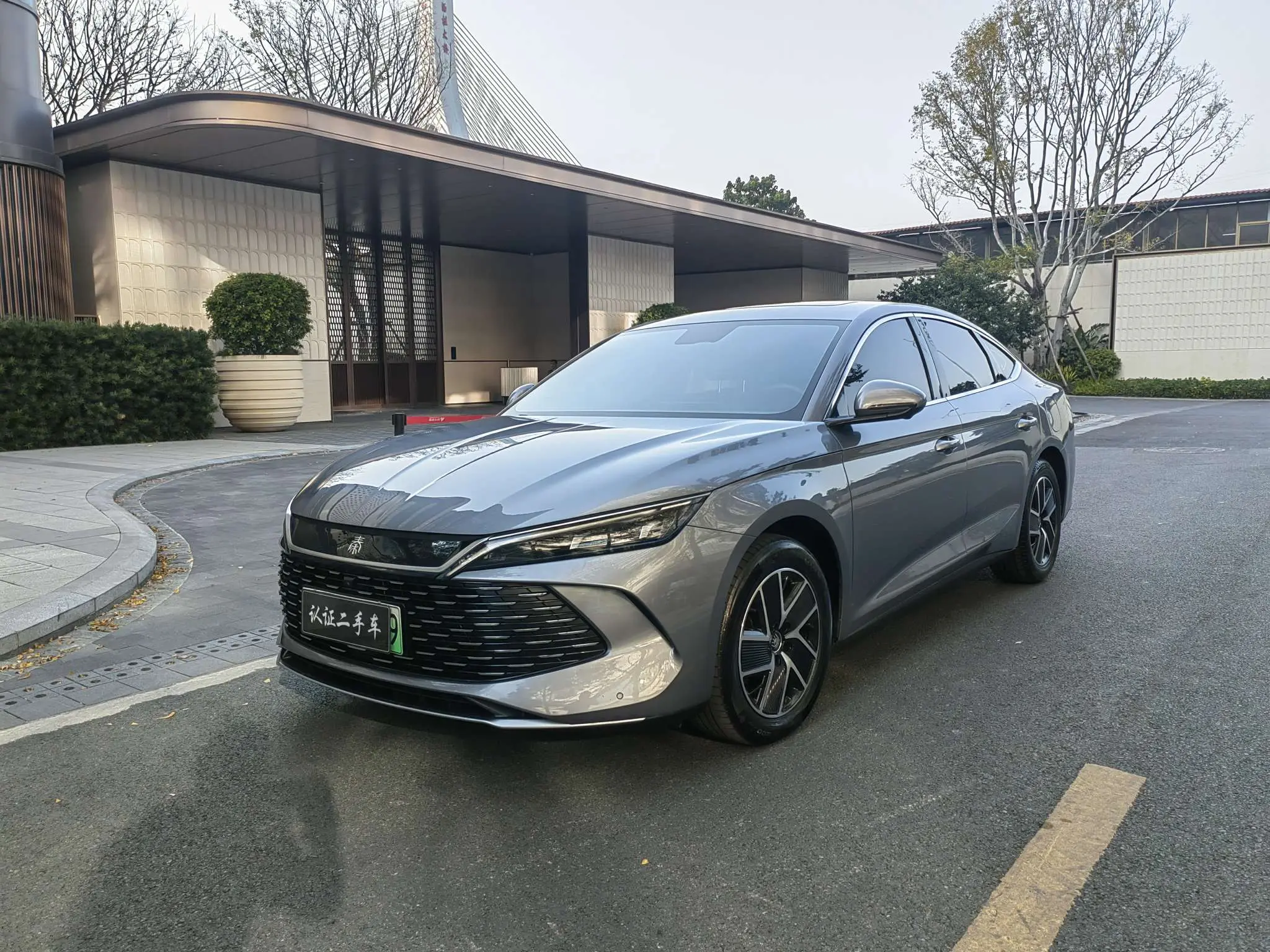 BYD Qin L DM  из Китая