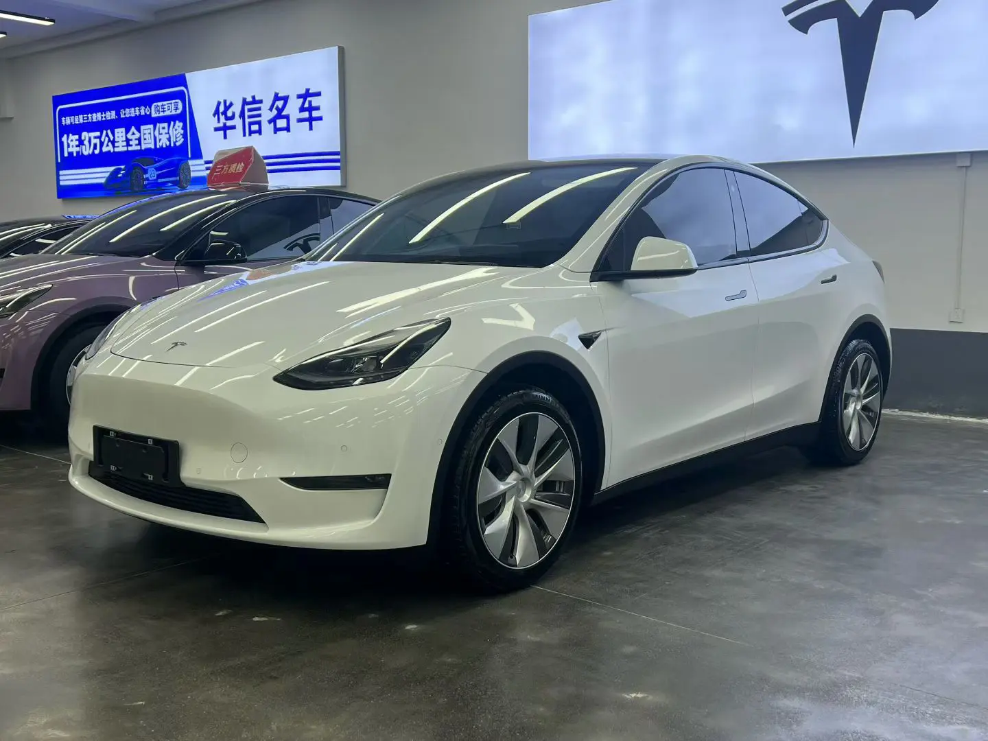 Tesla Model Y  из Китая