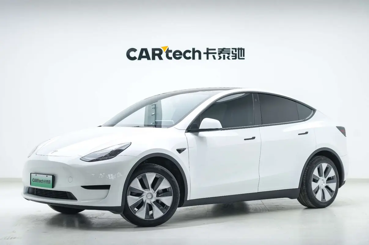 Tesla Model Y  из Китая