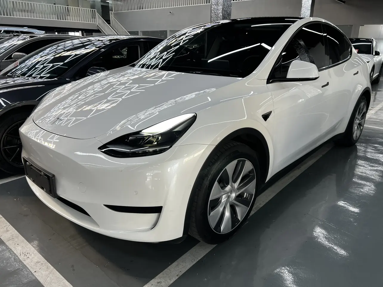 Tesla Model Y  из Китая