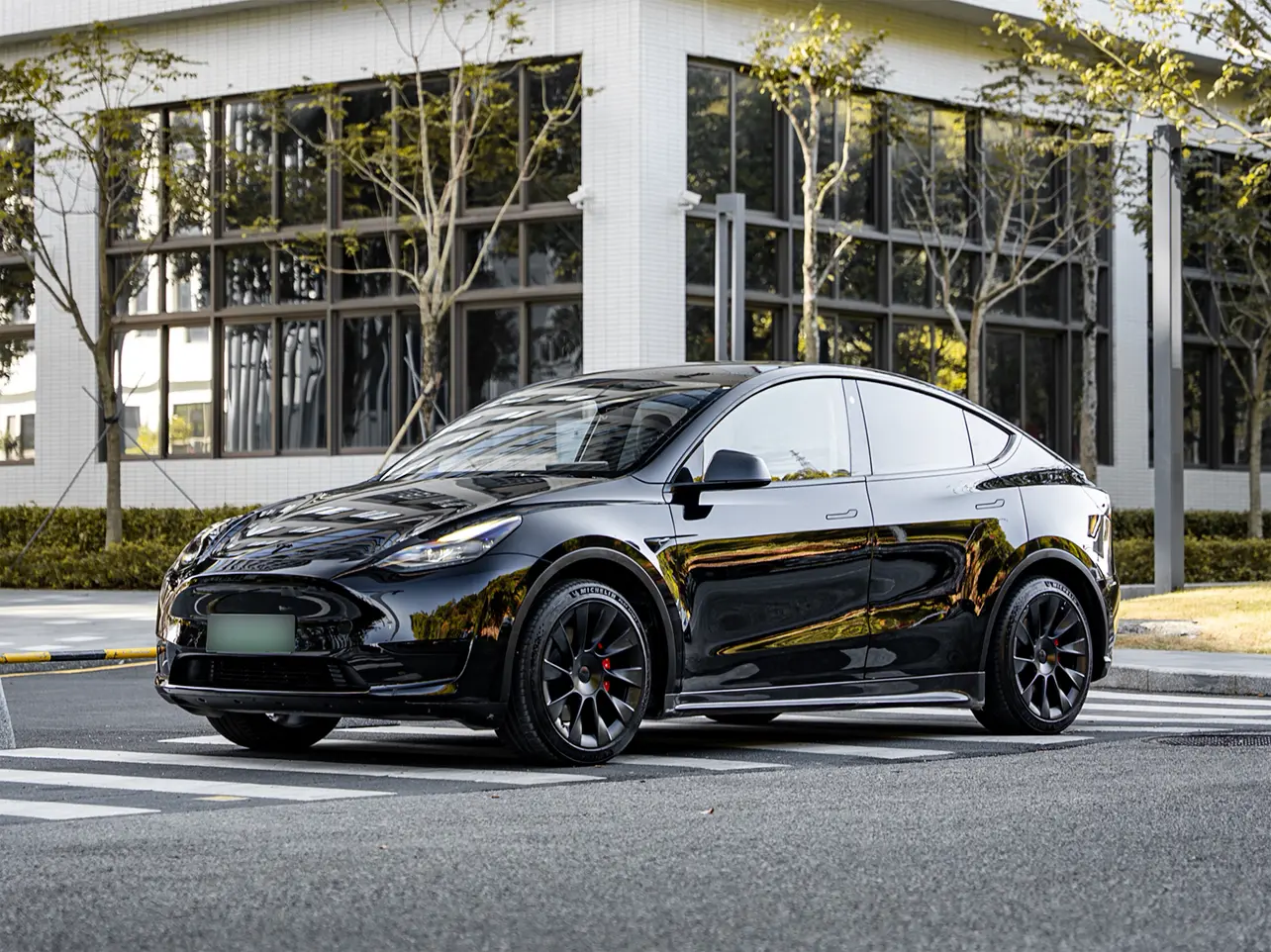 Tesla Model Y  из Китая