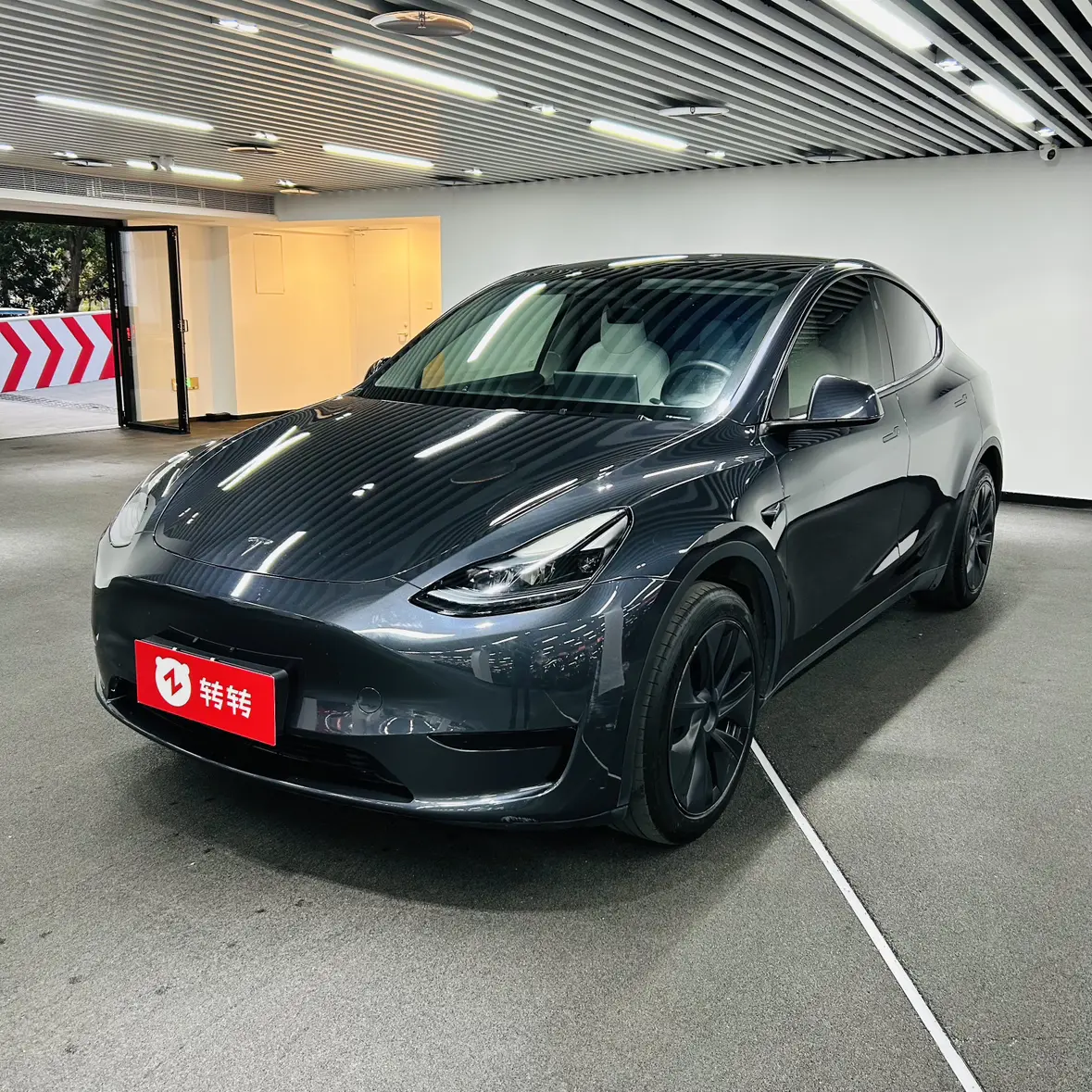 Tesla Model Y  из Китая