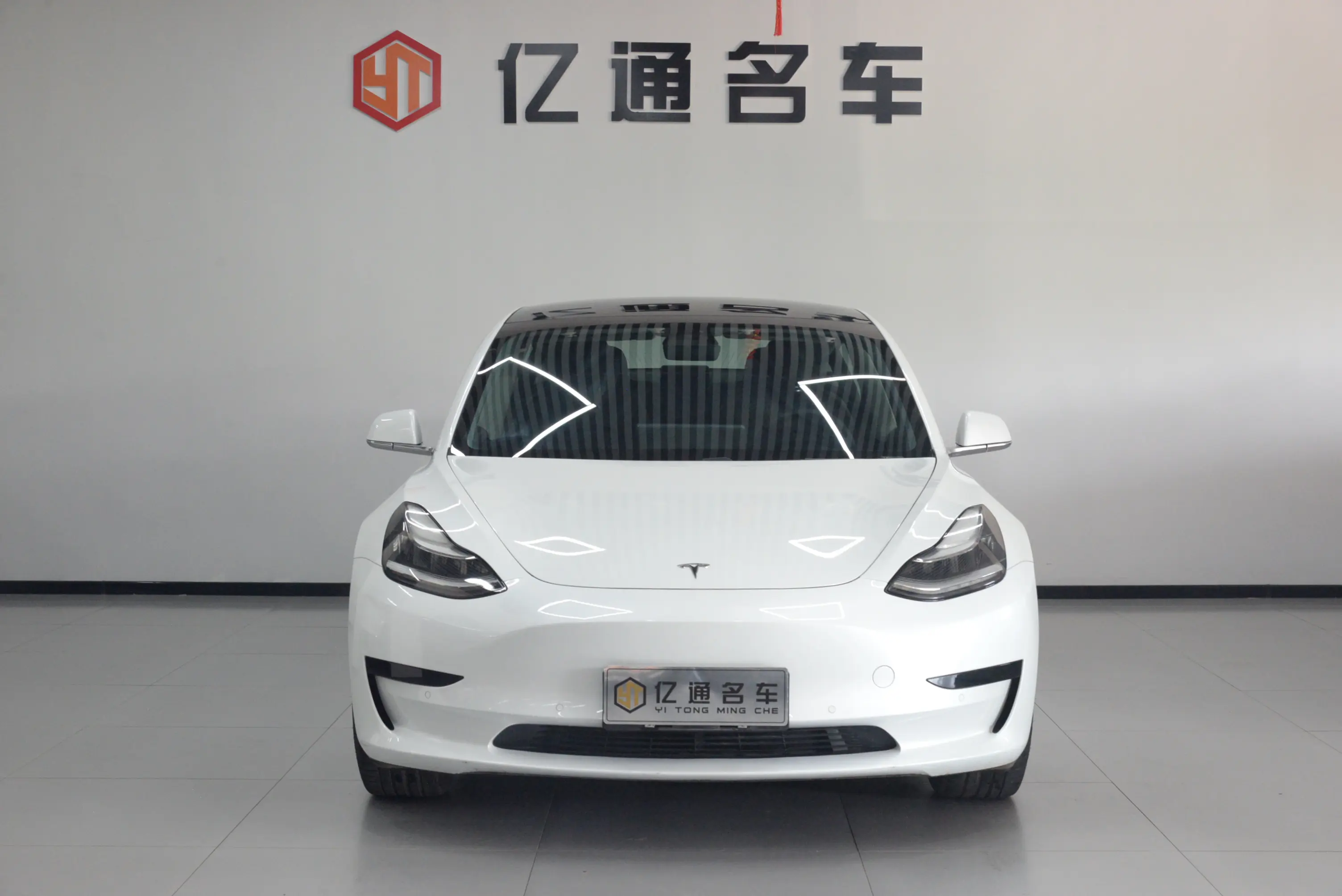 Tesla Model 3  из Китая