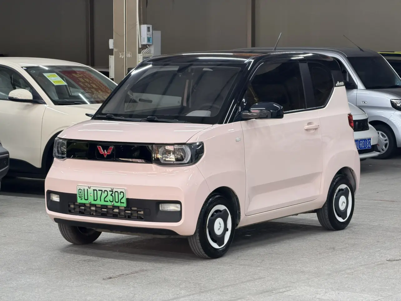 Wuling Hongguang MINIEV  из Китая