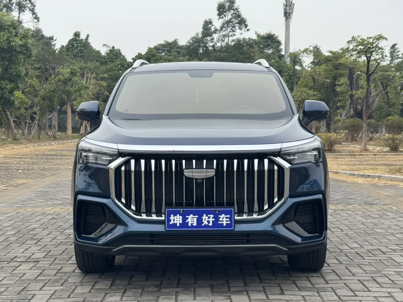 Geely Haoyue L  из Китая