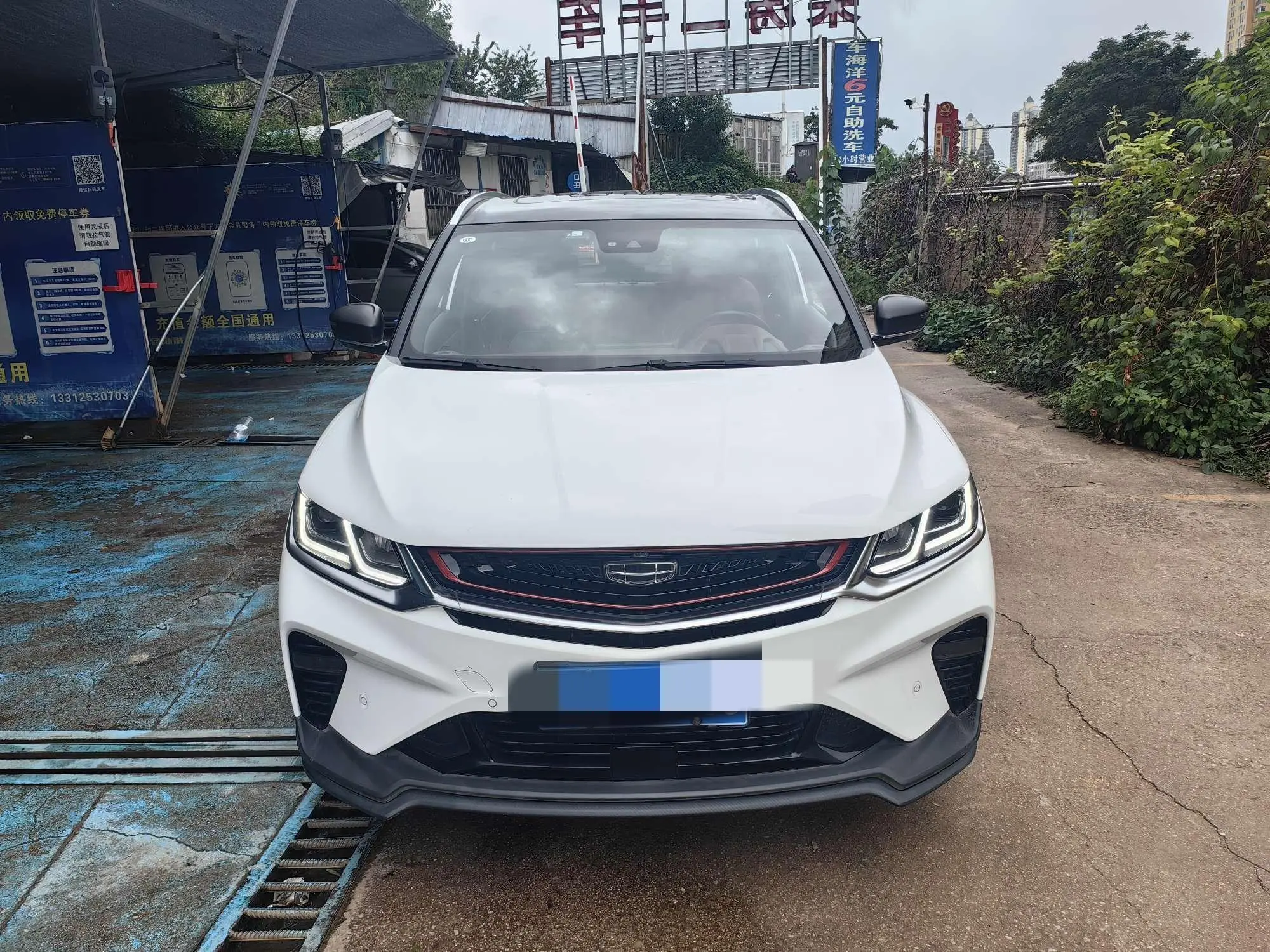 Geely Coolray SX11 (Binyue)  из Китая