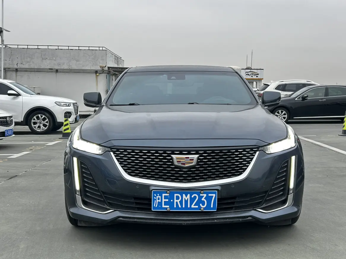 Cadillac CT5  из Китая