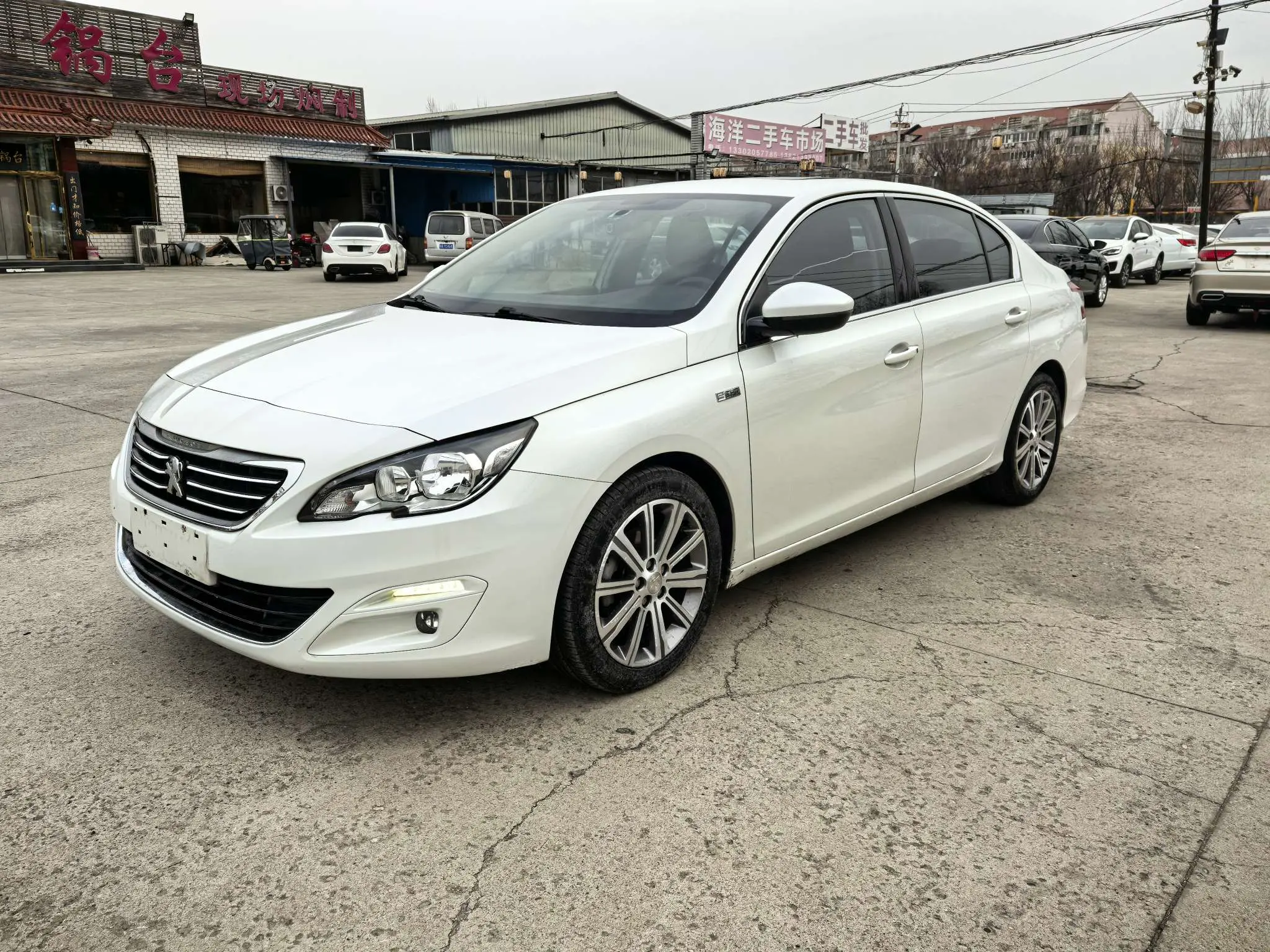 Peugeot 408  из Китая