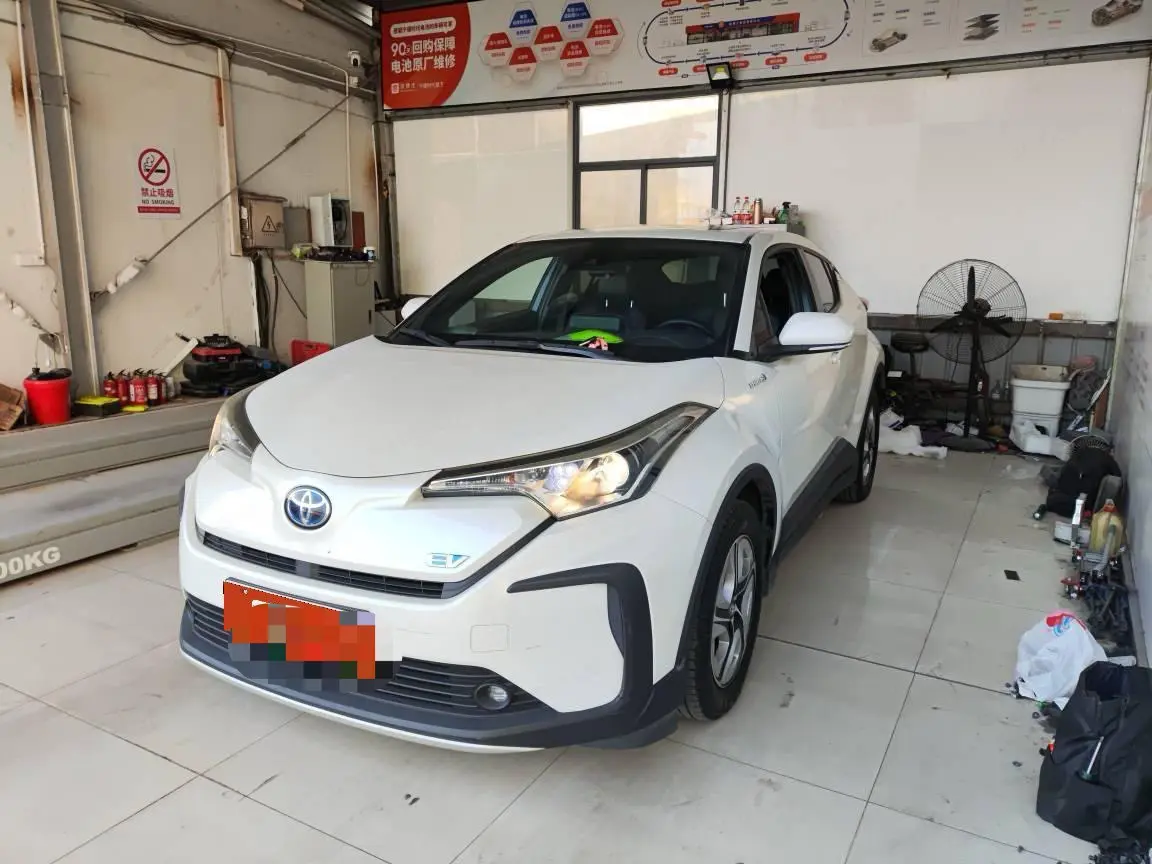 Toyota Yize E Jin Qing  из Китая