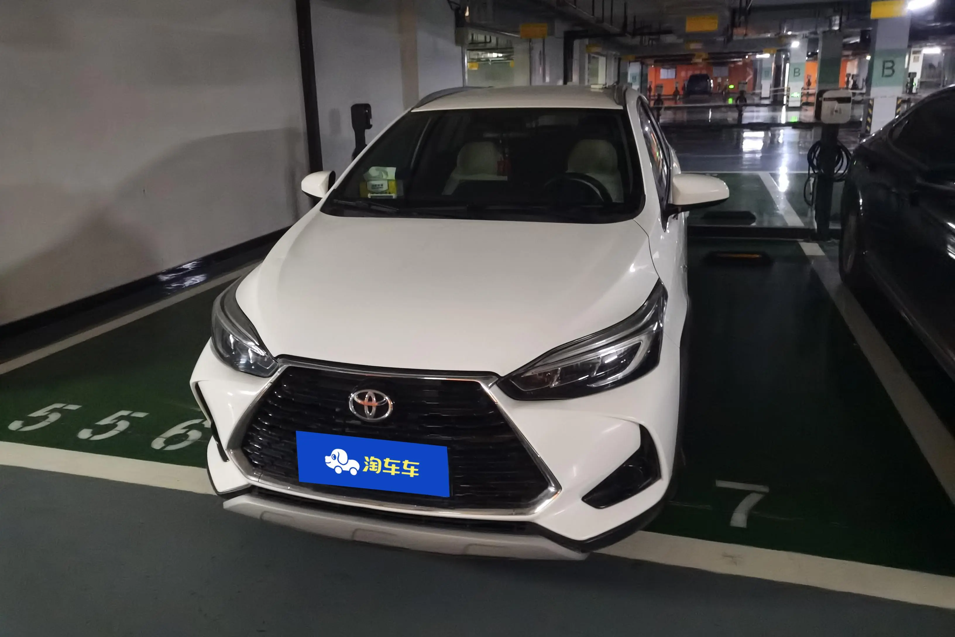 Toyota Yaris L  из Китая