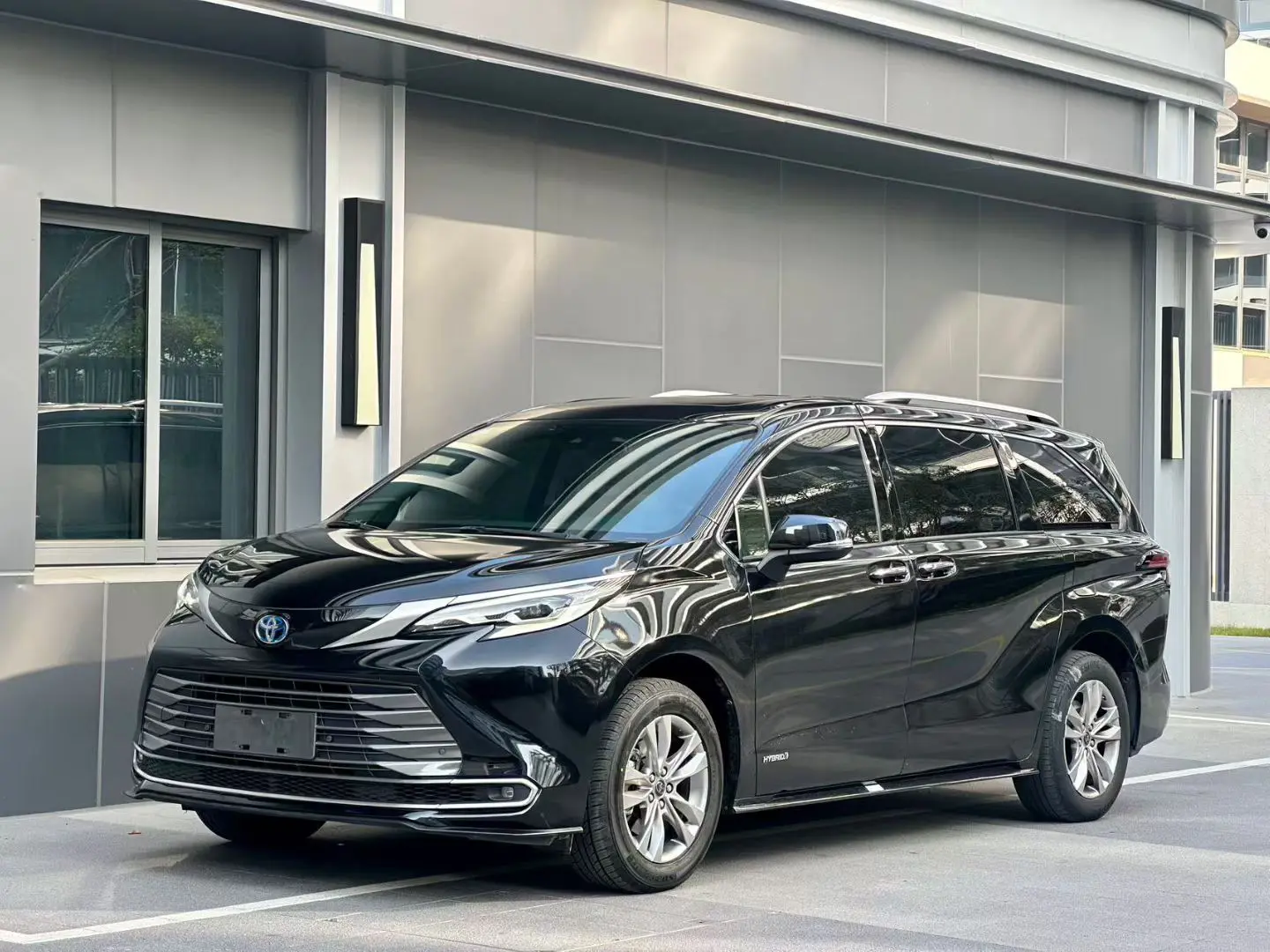 Toyota Sienna  из Китая