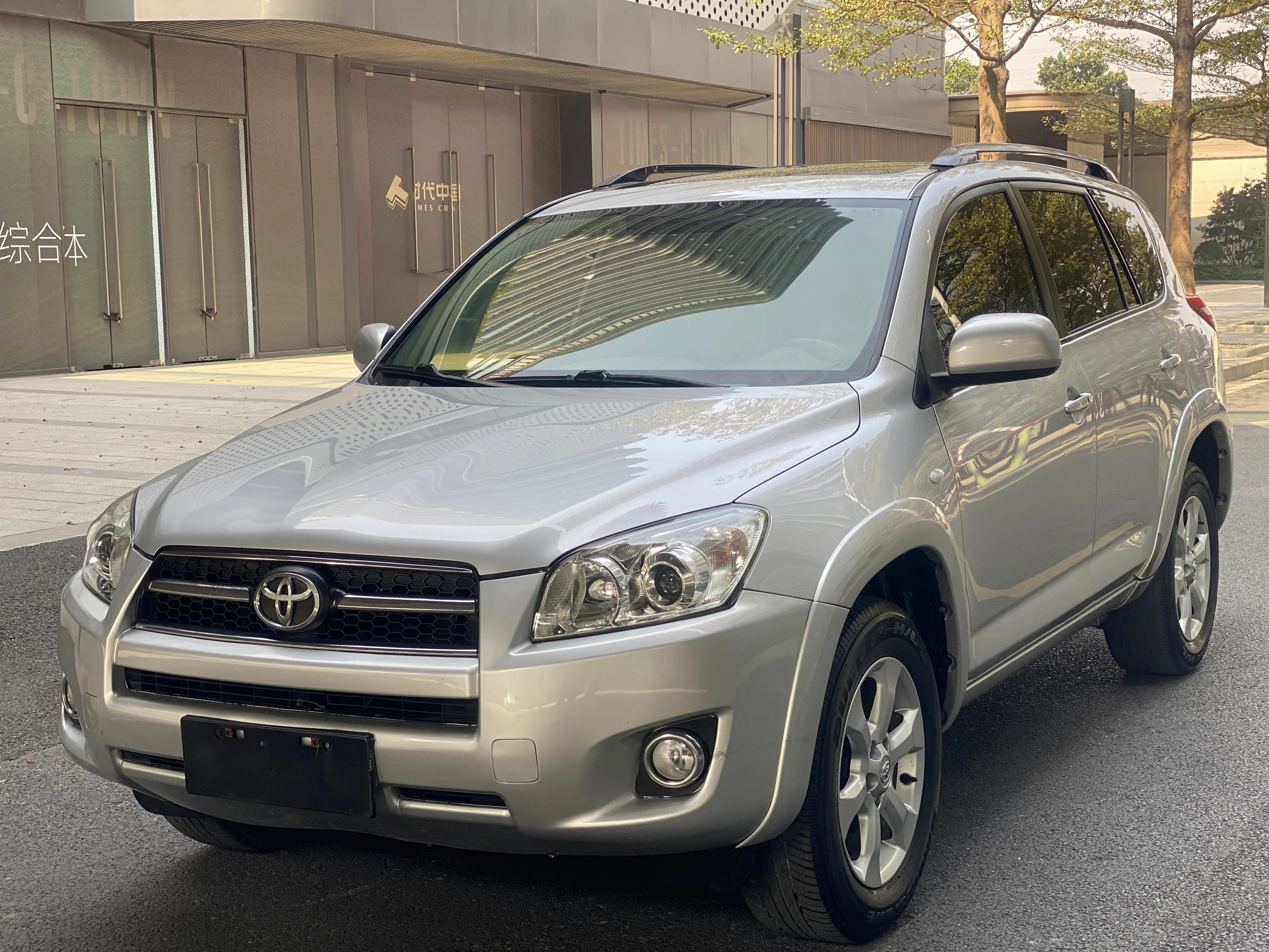 Toyota RAV4  из Китая