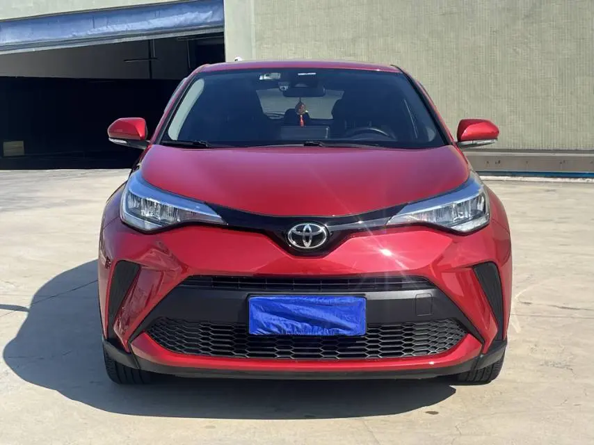 Toyota C-HR  из Китая