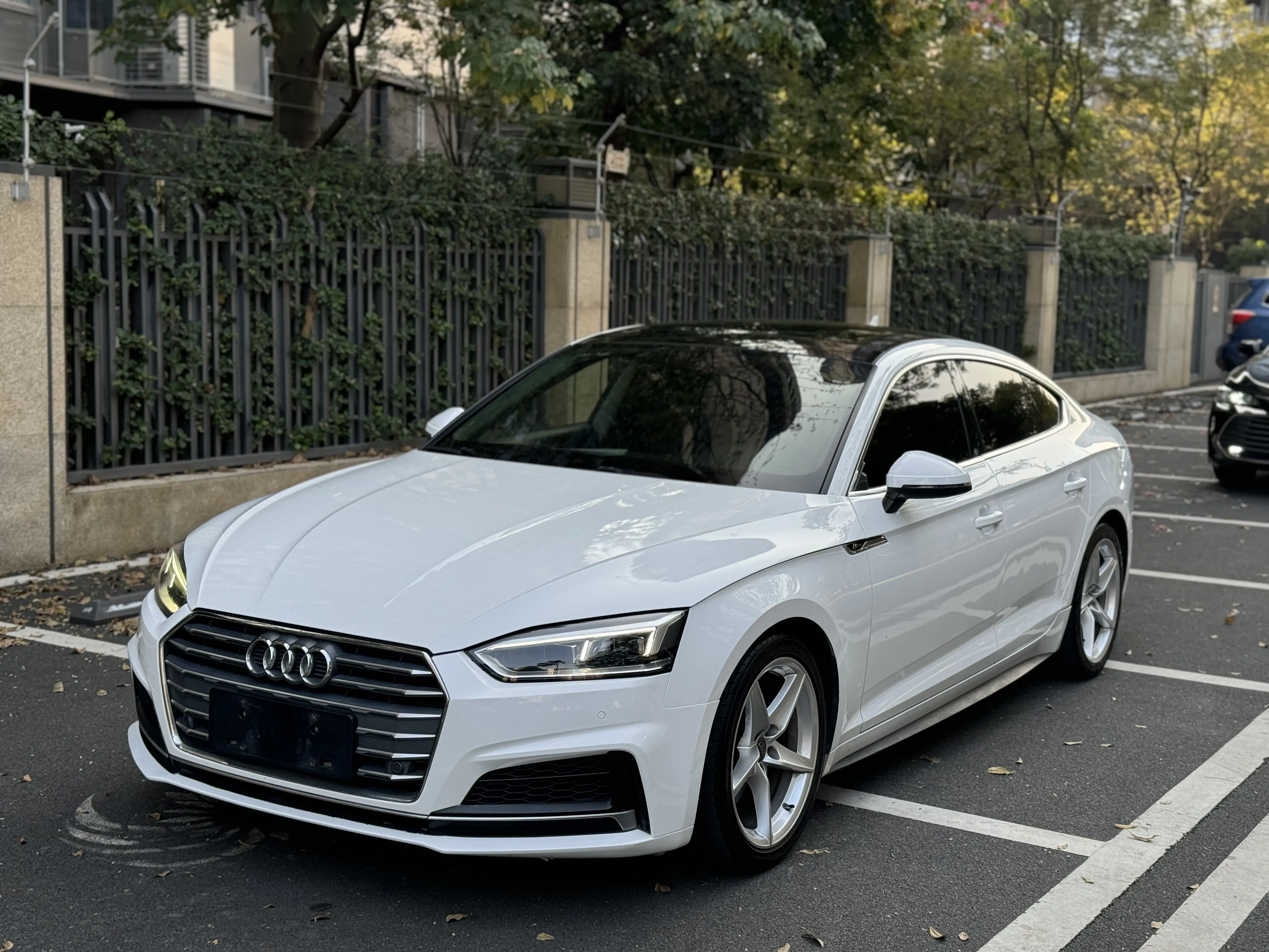 Audi A5  из Китая