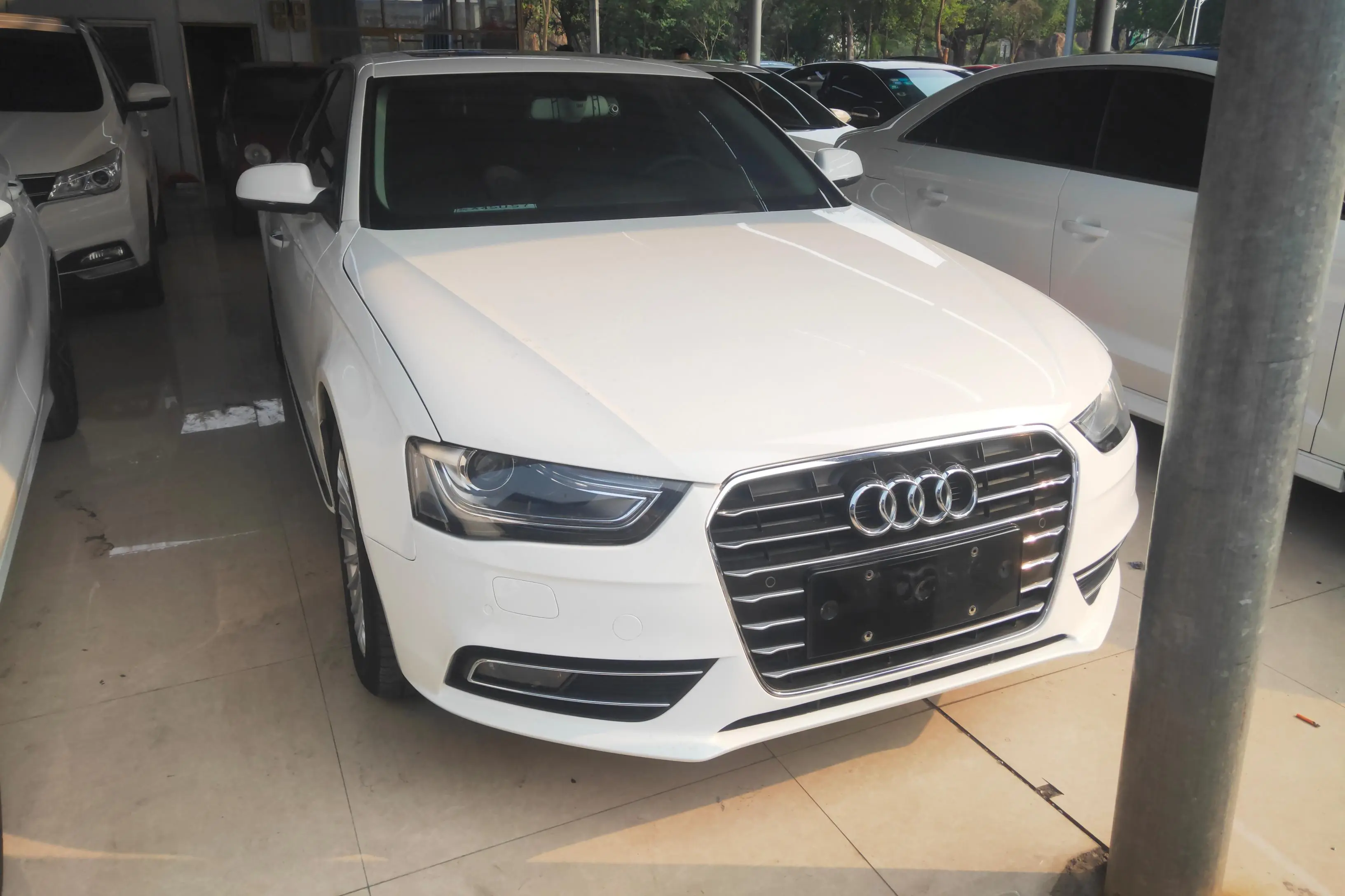 Audi A4L  из Китая