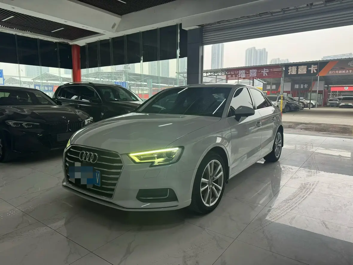 Audi A3  из Китая
