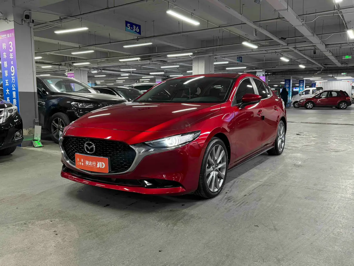 Mazda Axela (Mazda3)  из Китая