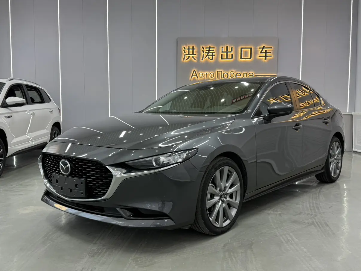 Mazda Axela (Mazda3)  из Китая