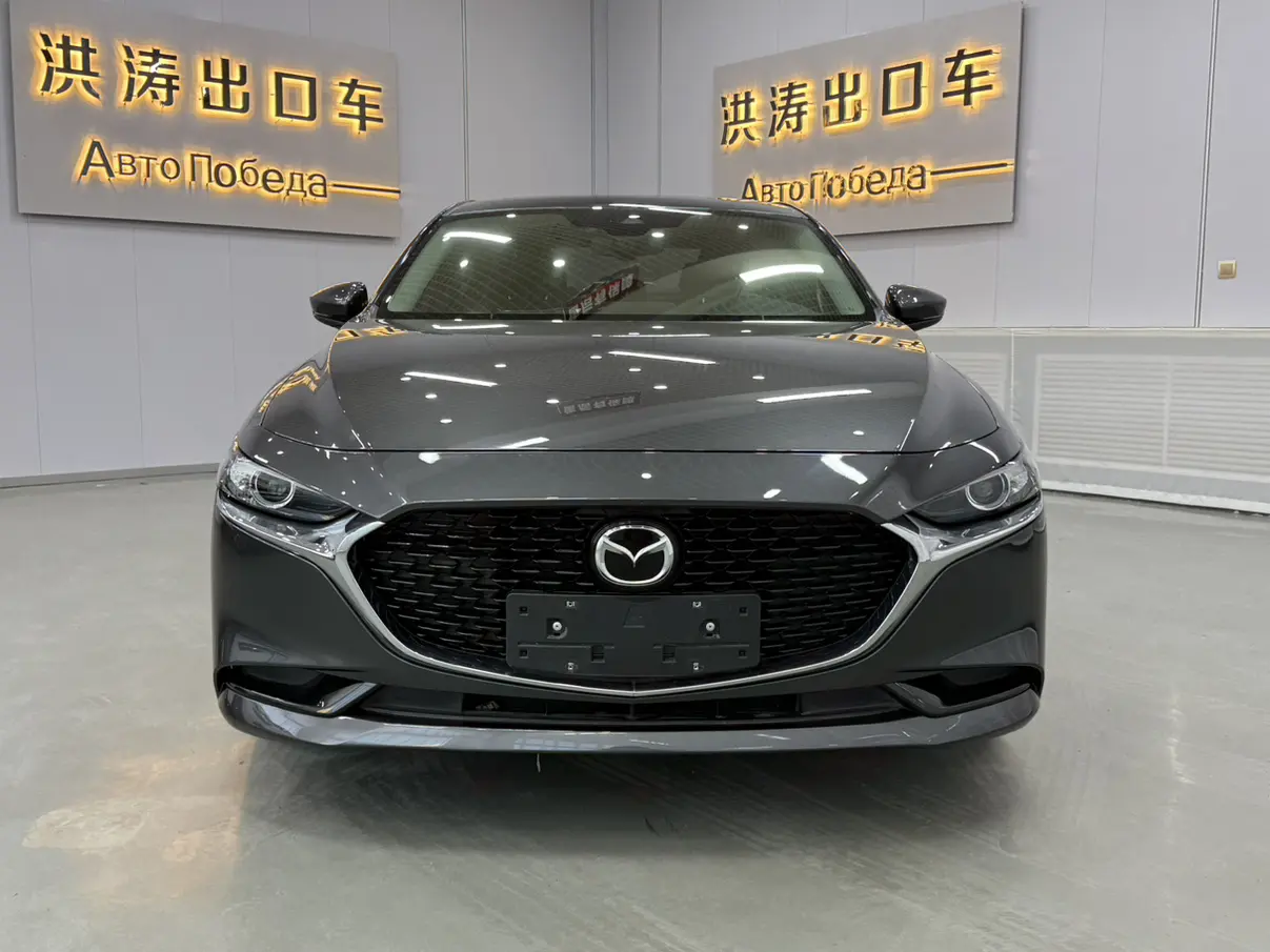 Mazda Axela (Mazda3)  из Китая