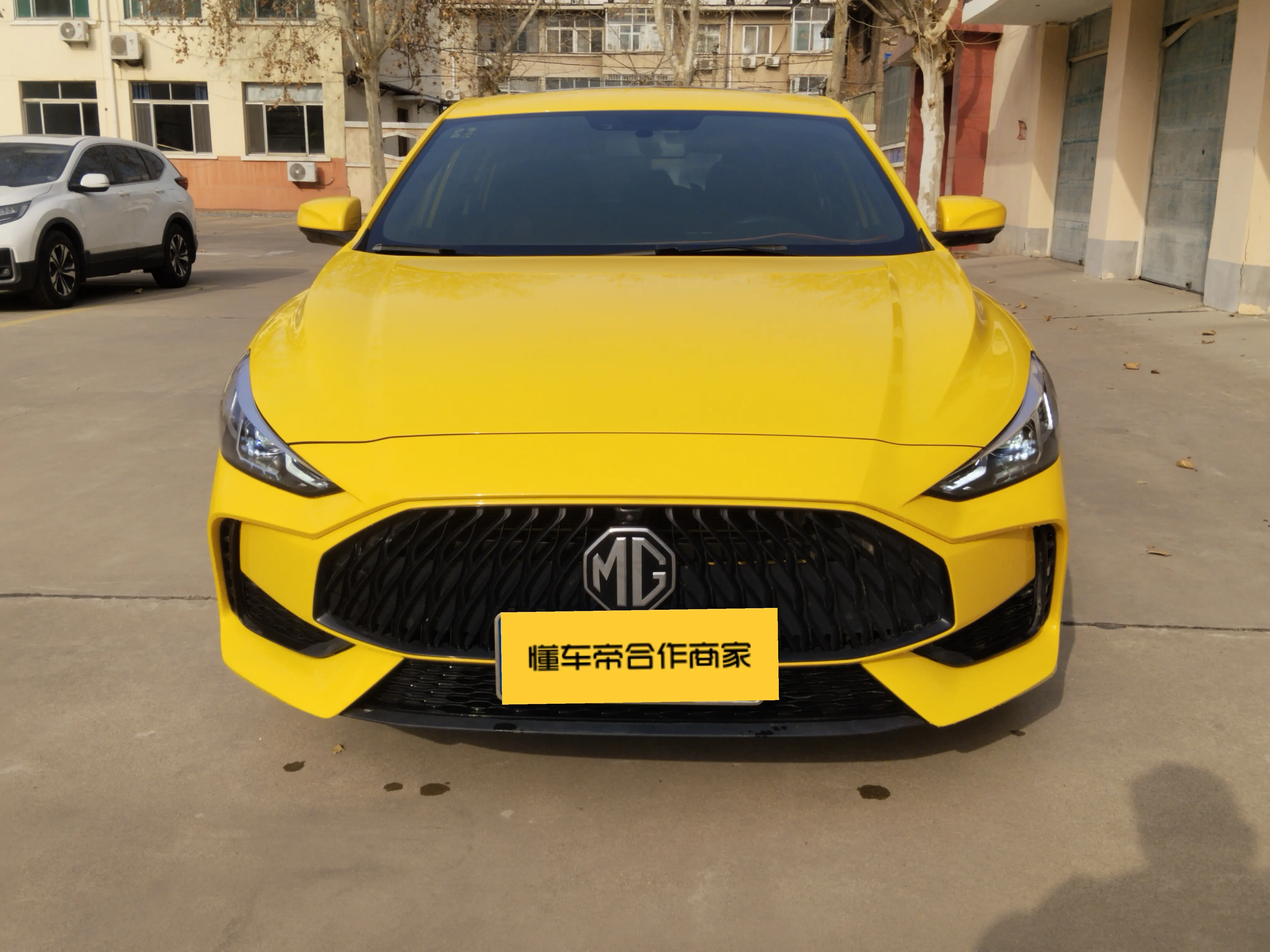 MG 5  из Китая