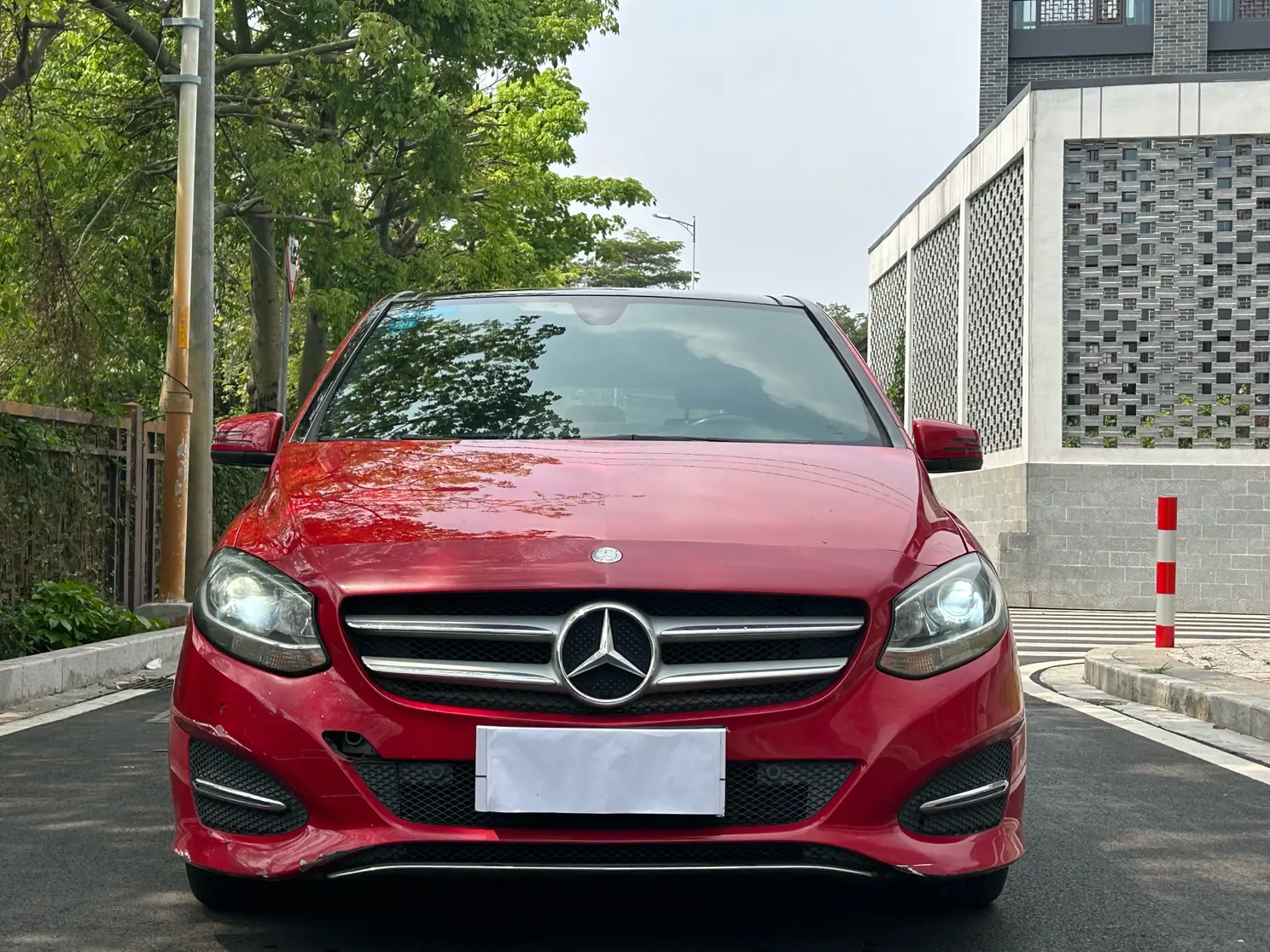 Mercedes-Benz Mercedes Benz B Class  из Китая