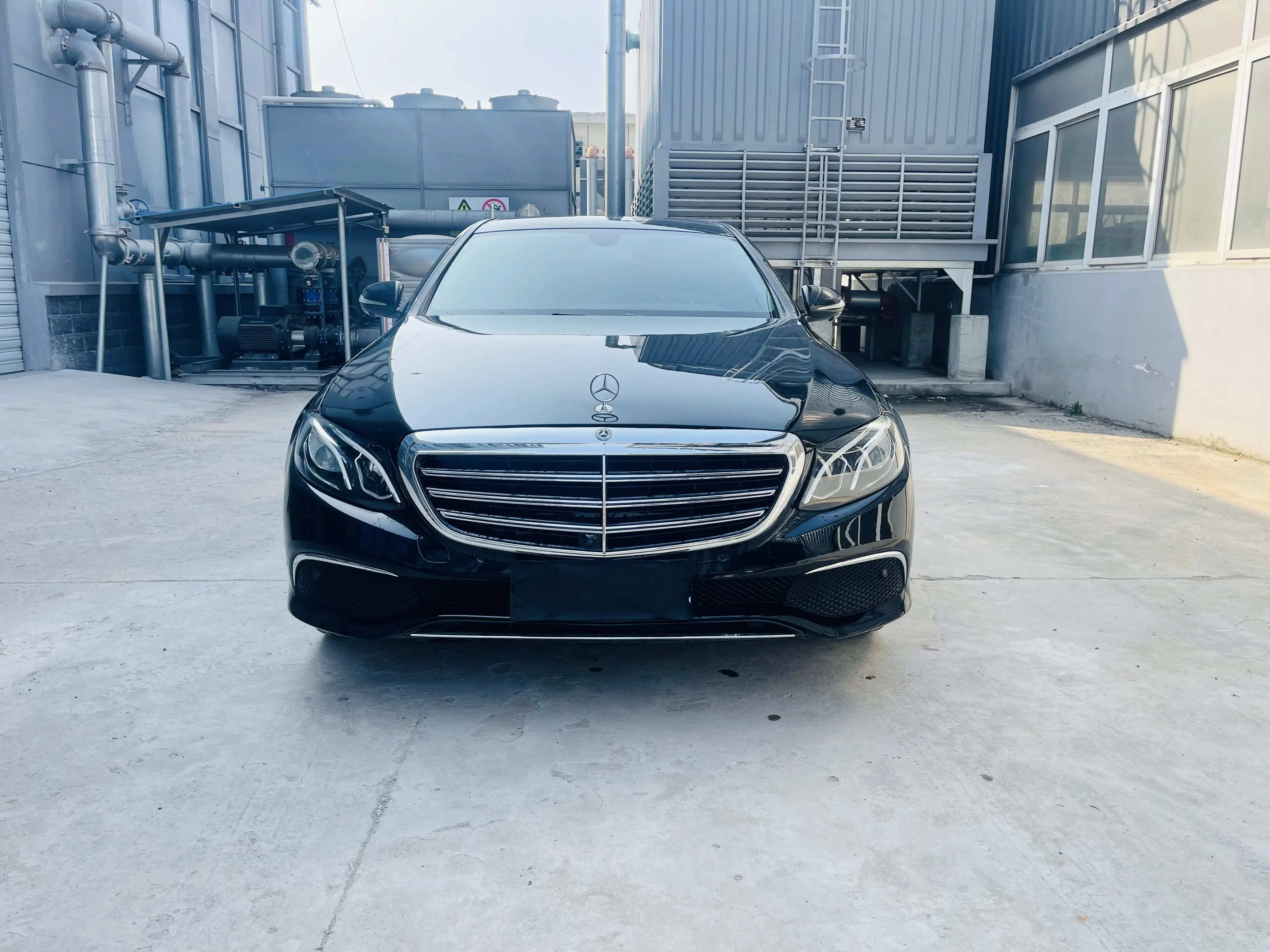 Mercedes-Benz E-Class  из Китая