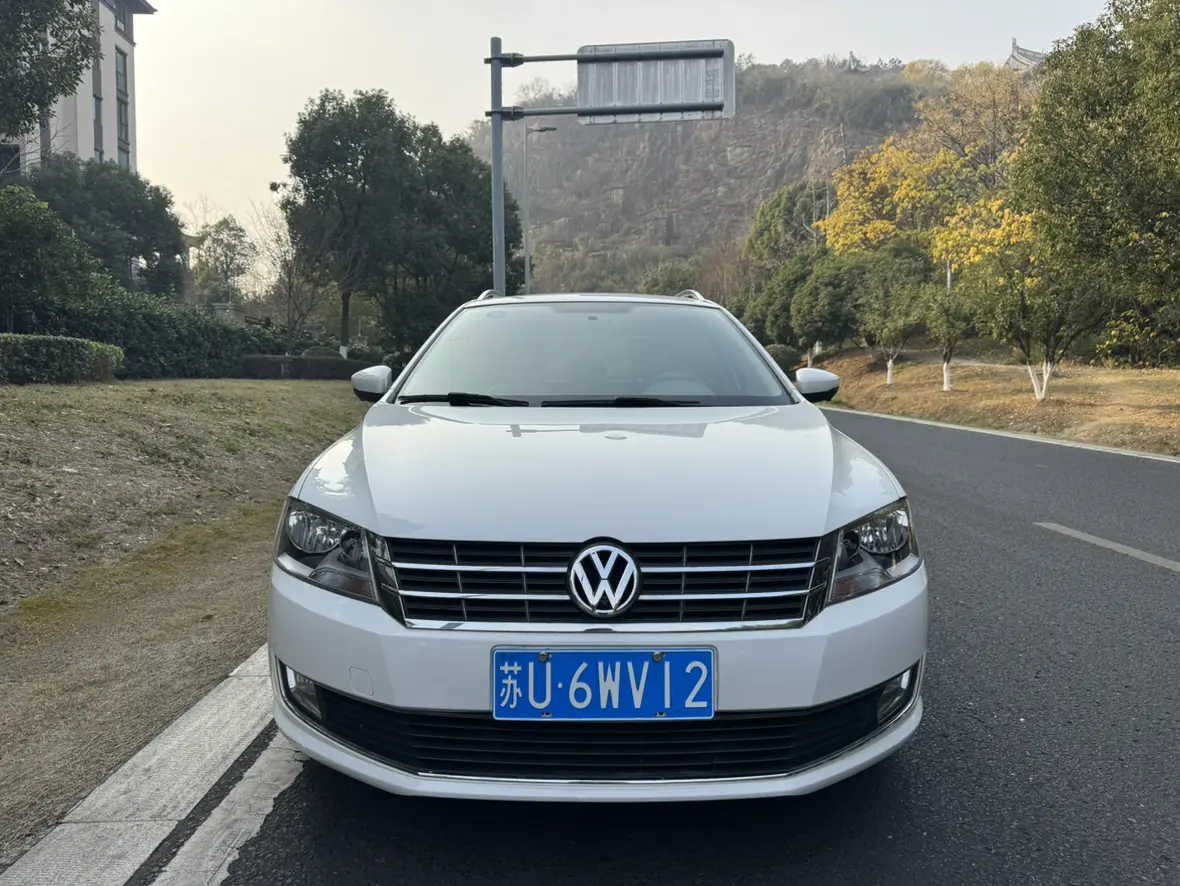 Volkswagen Langxing  из Китая