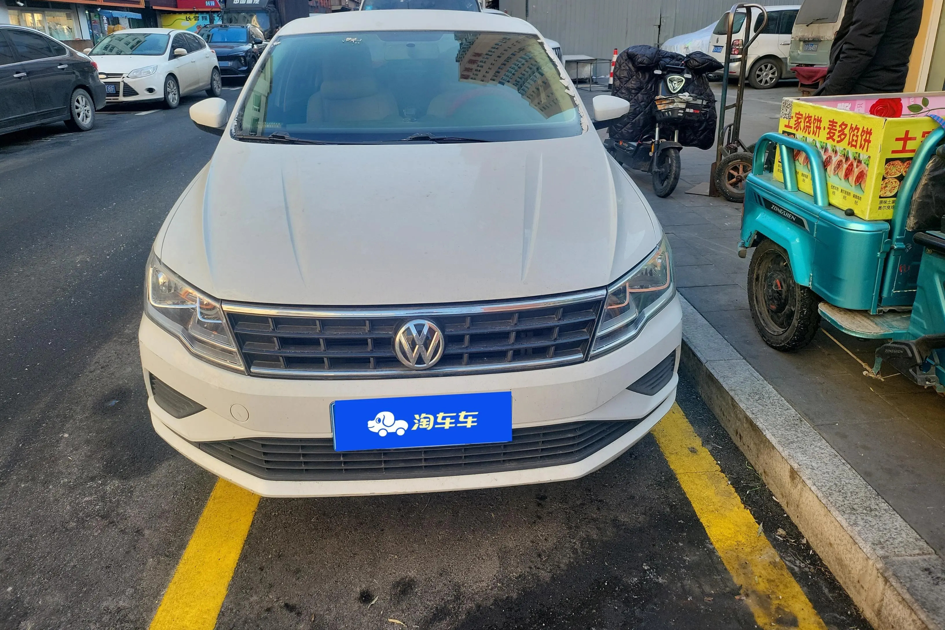 Volkswagen Jetta  из Китая