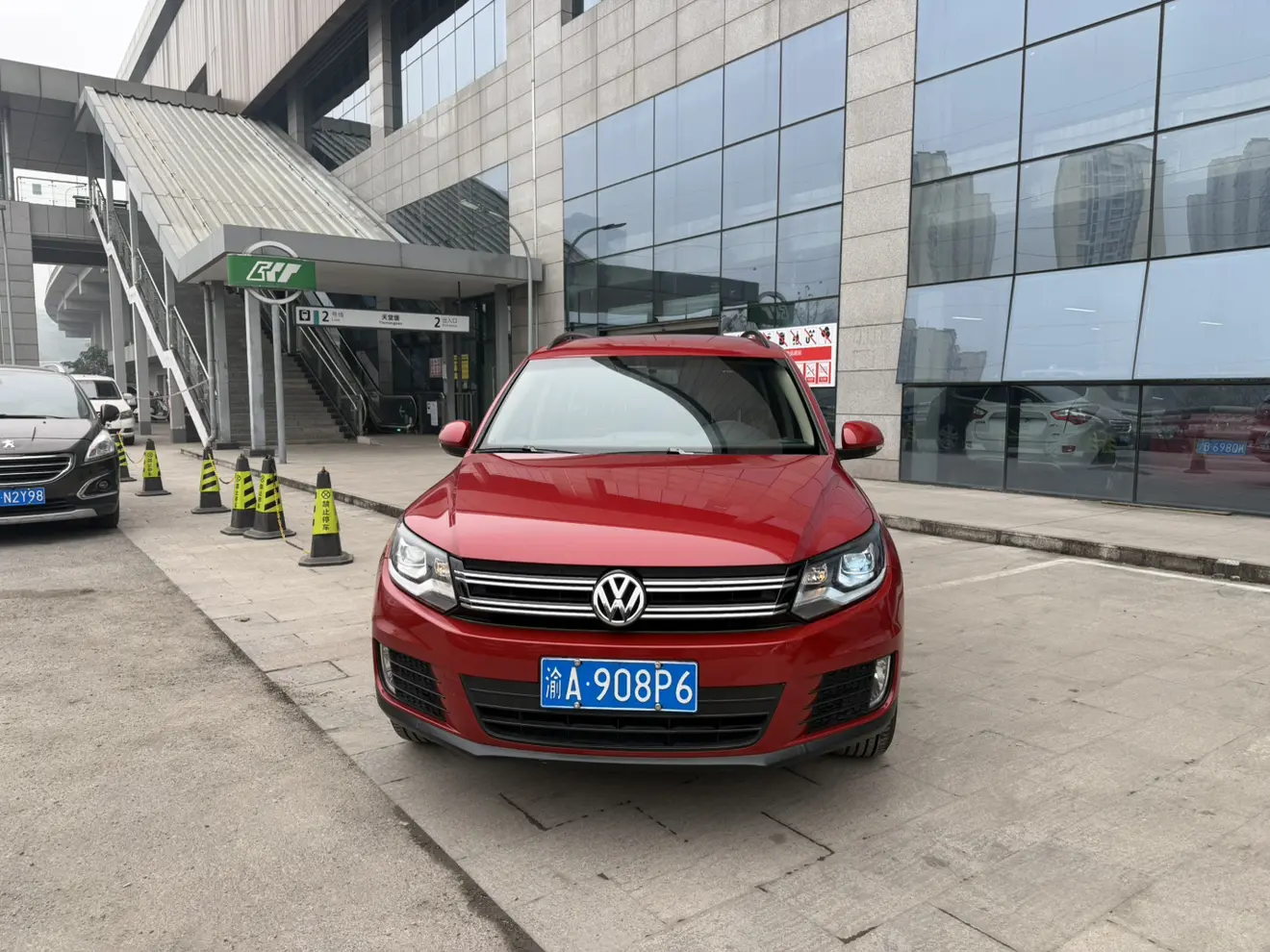 Volkswagen Tiguan  из Китая