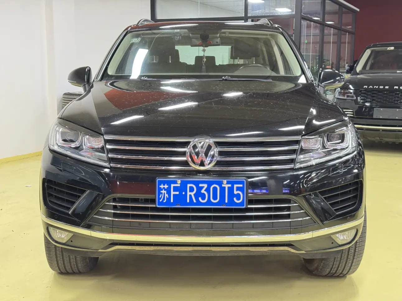 Volkswagen Touareg  из Китая