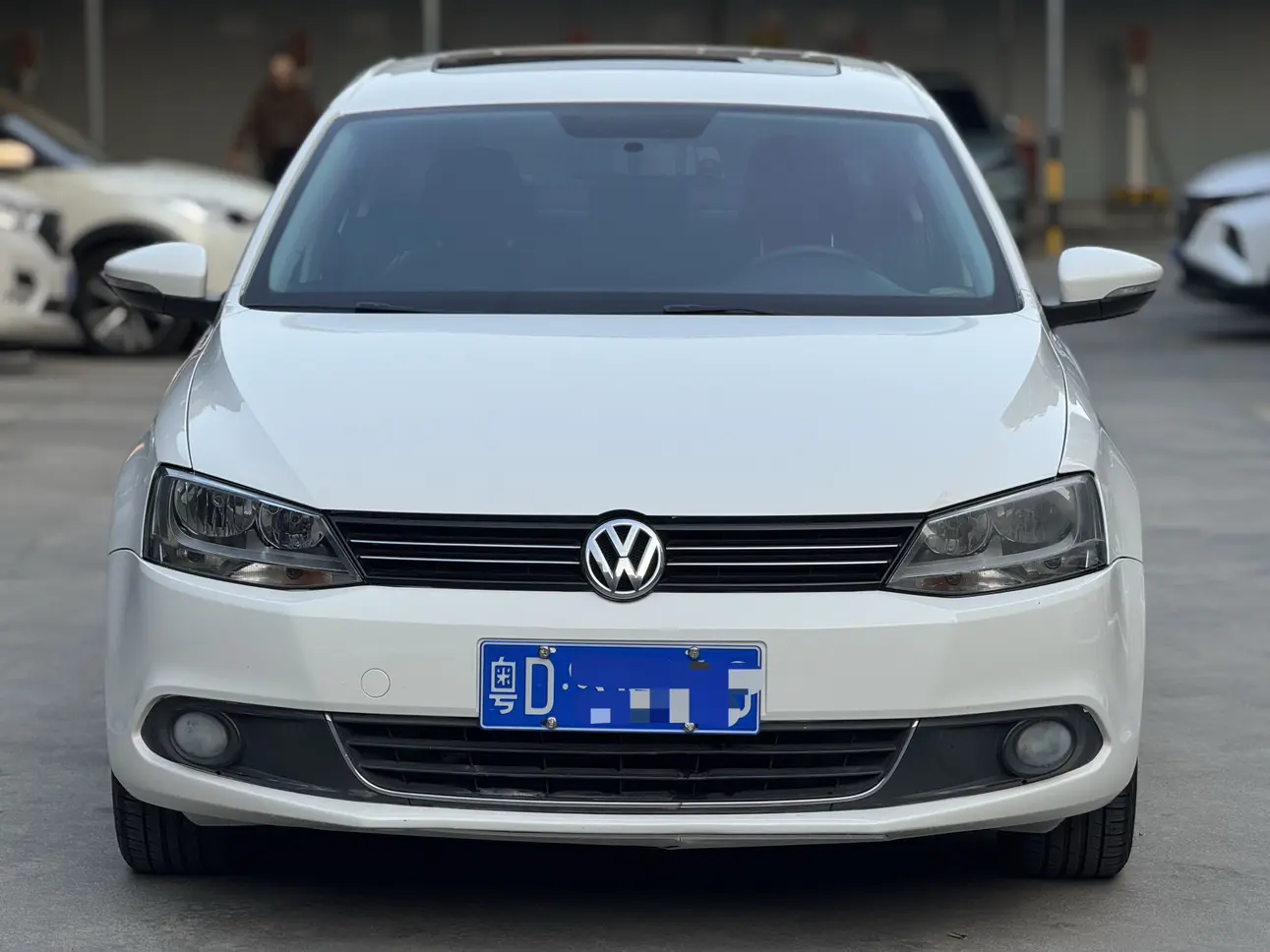 Volkswagen Sagitar  из Китая