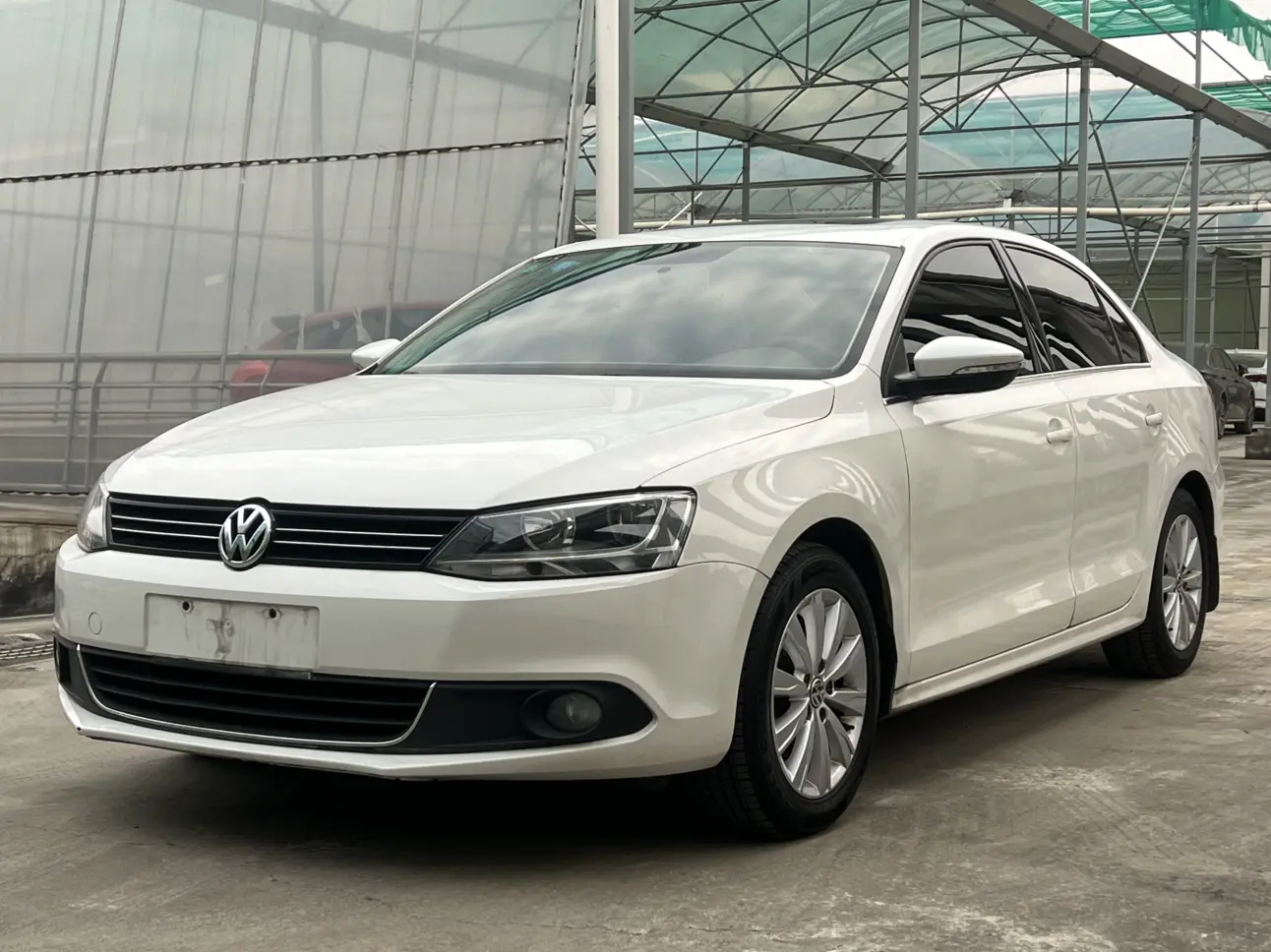 Volkswagen Sagitar  из Китая