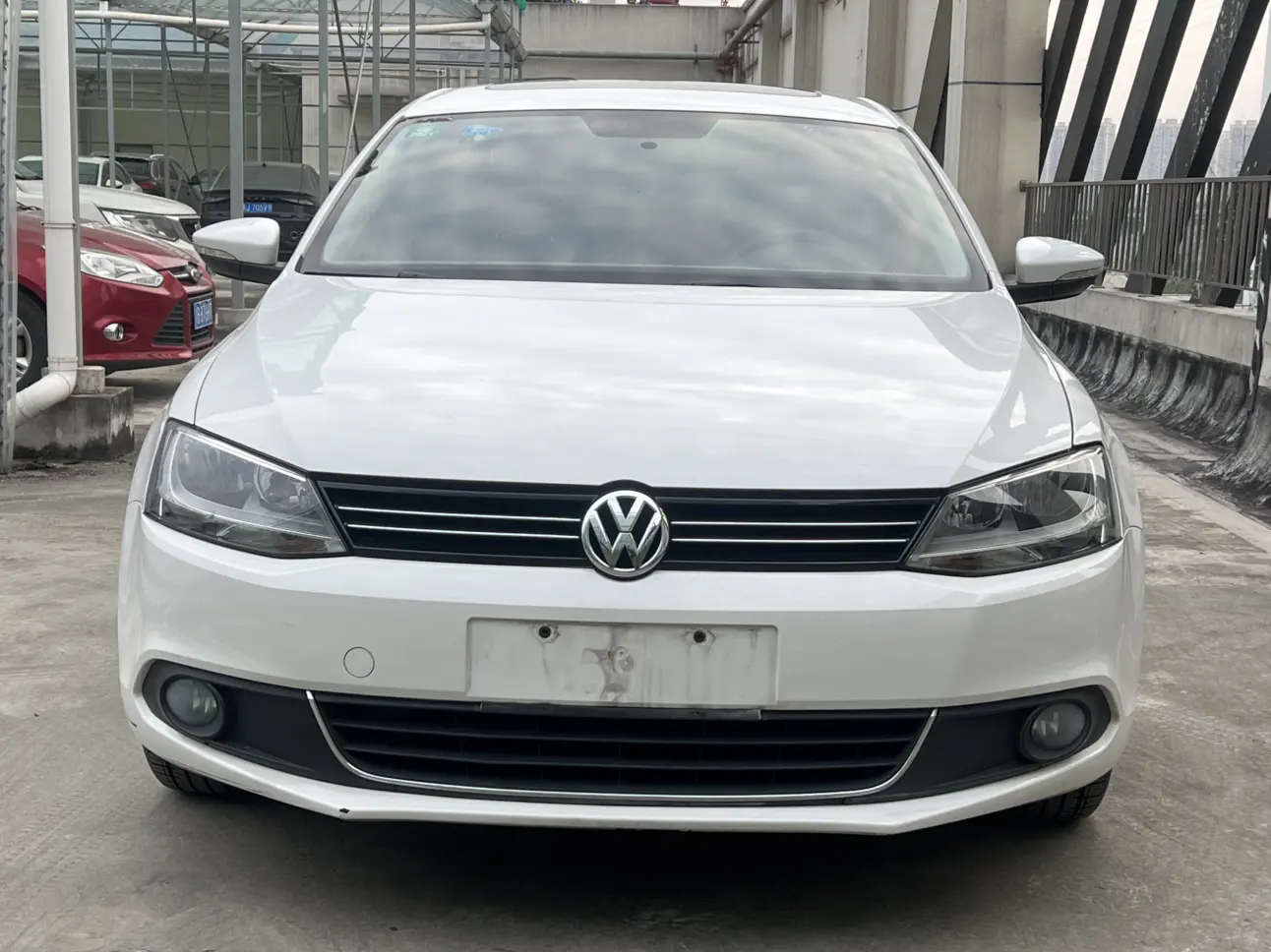 Volkswagen Sagitar  из Китая